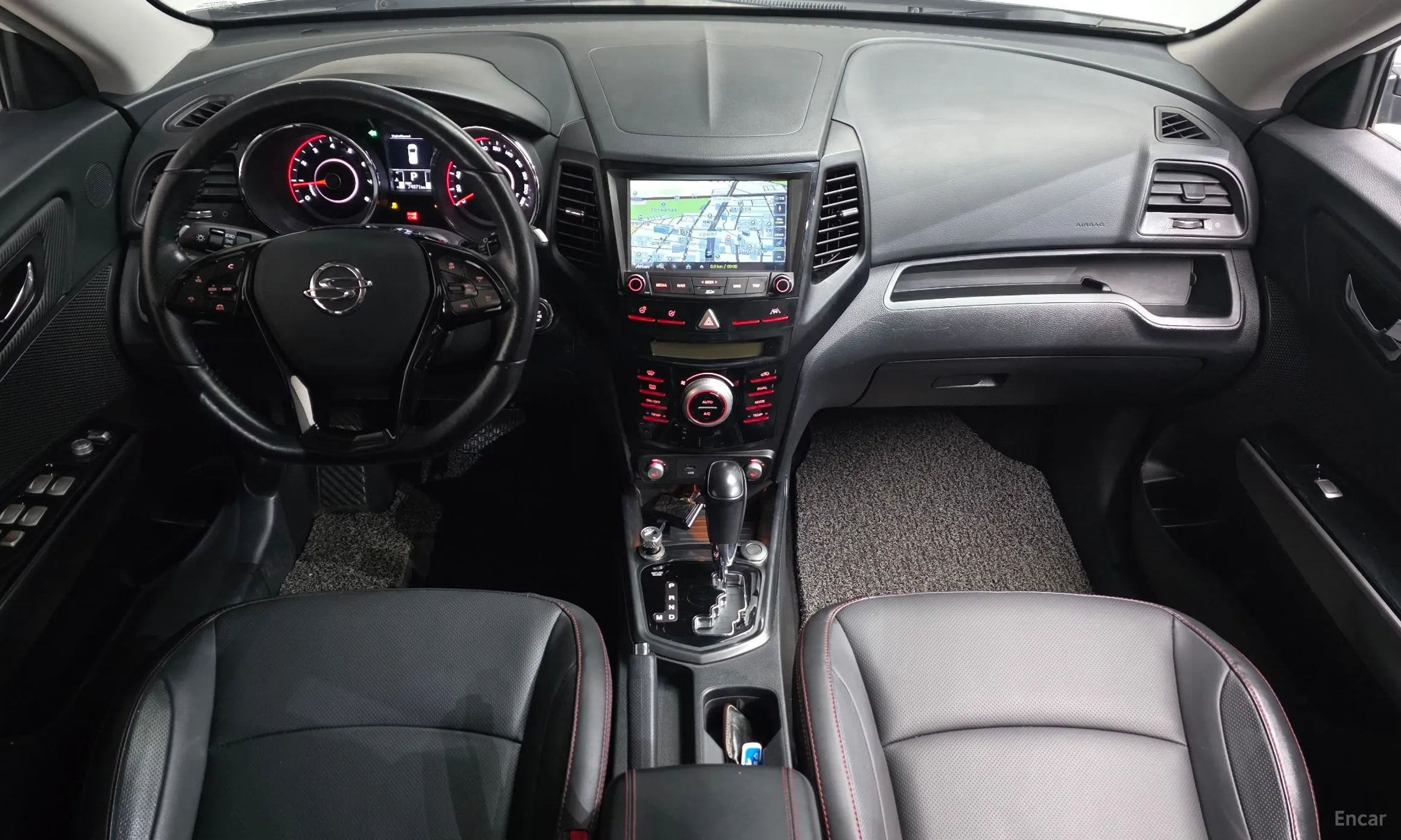 KG Mobility (SsangYong) Tivoli Air превью 7