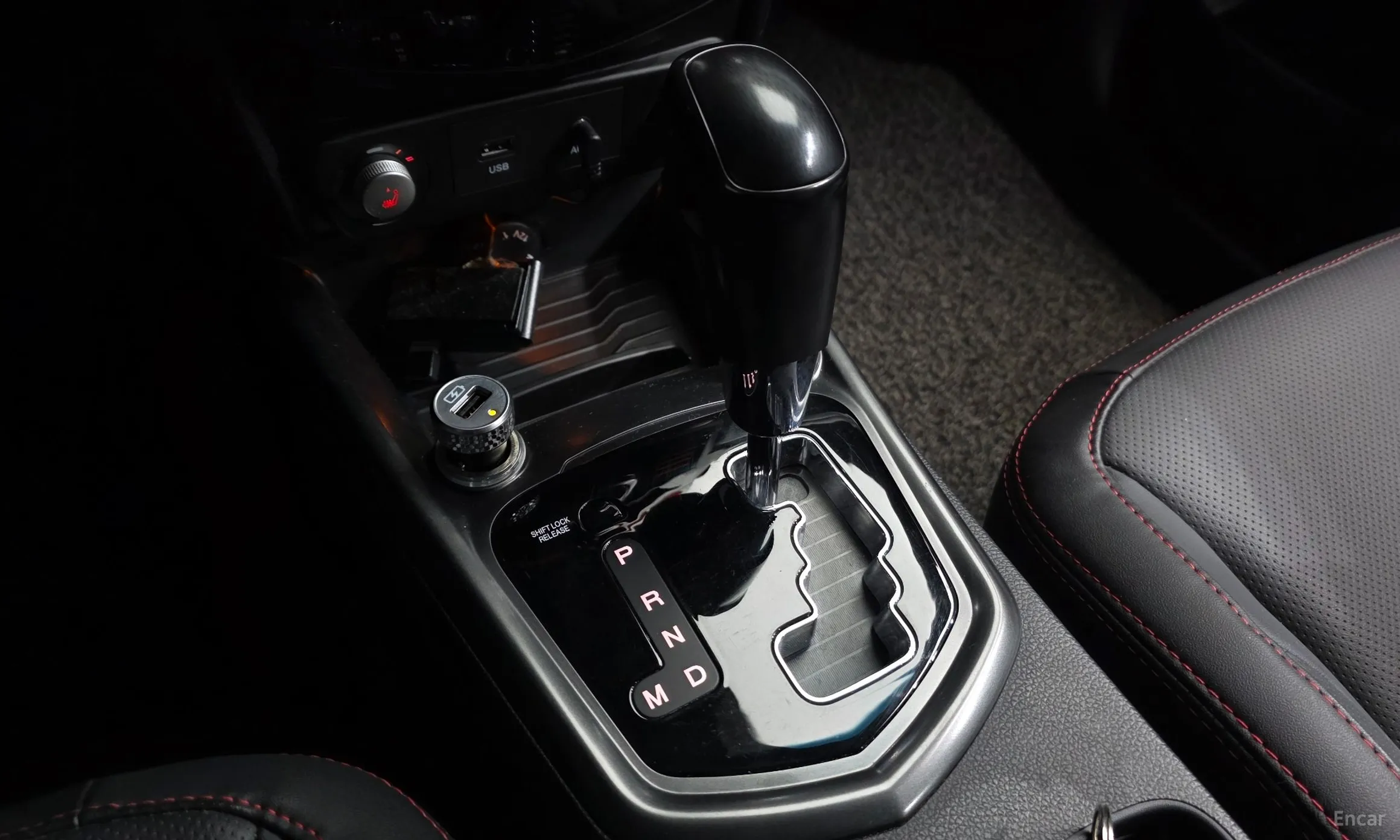 KG Mobility (SsangYong) Tivoli Air превью 9