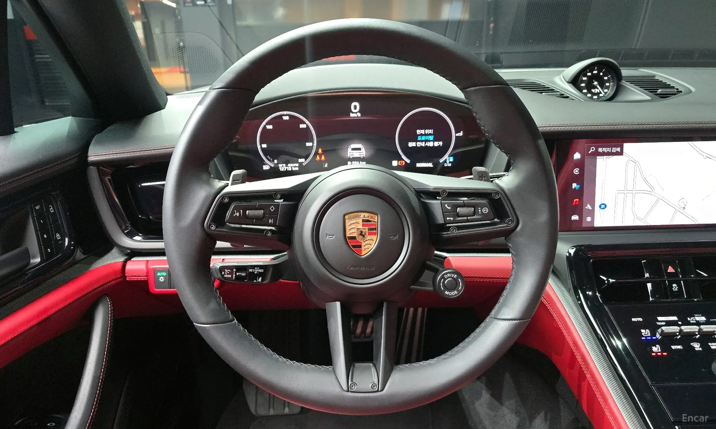 Porsche Panamera (976) превью 13