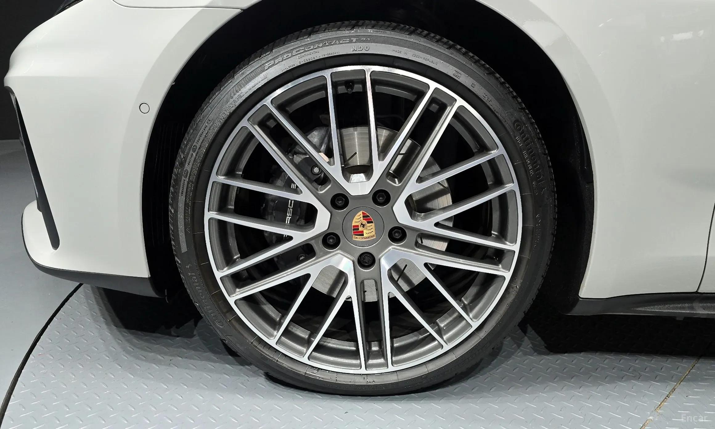 Porsche Panamera (976) превью 5