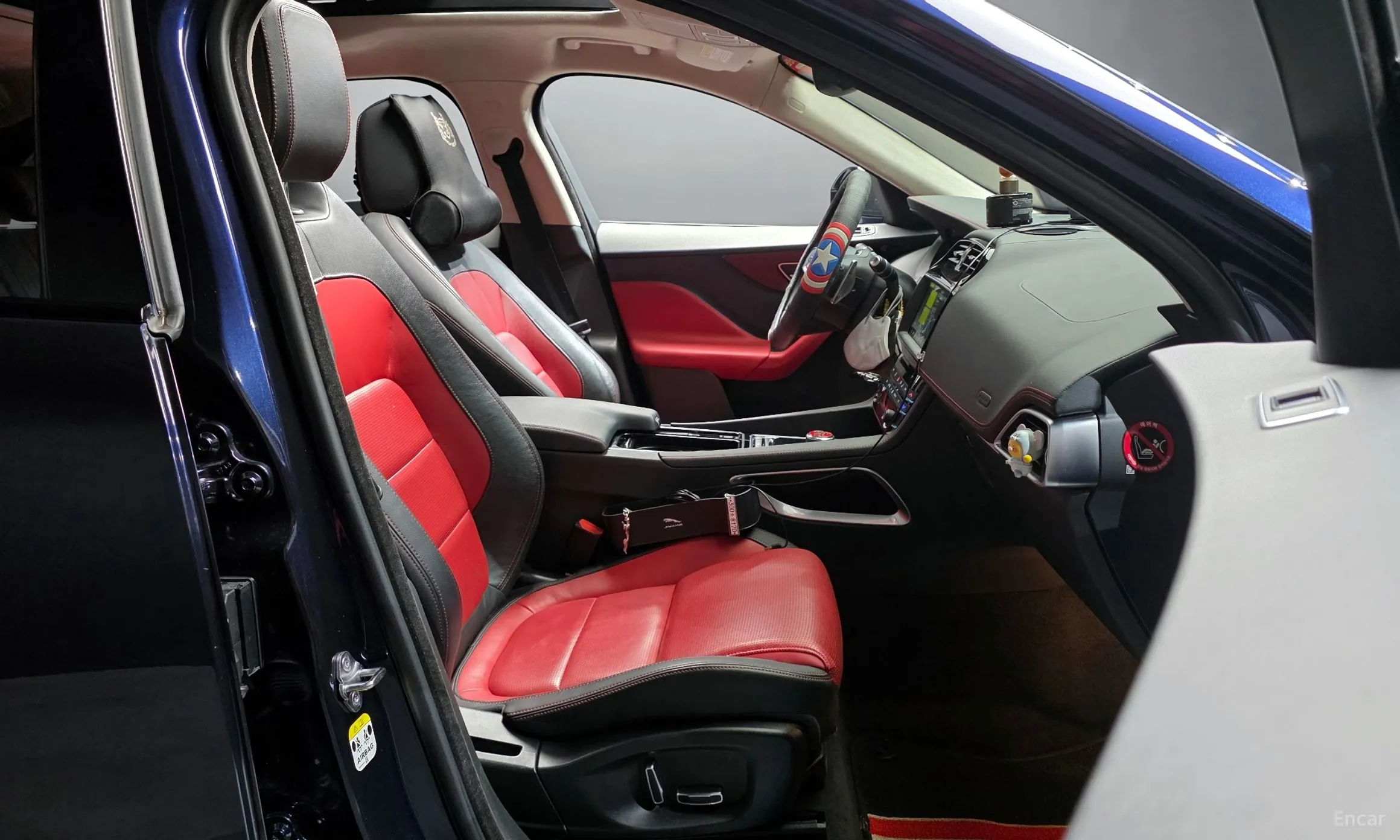 Jaguar F-PACE превью 10