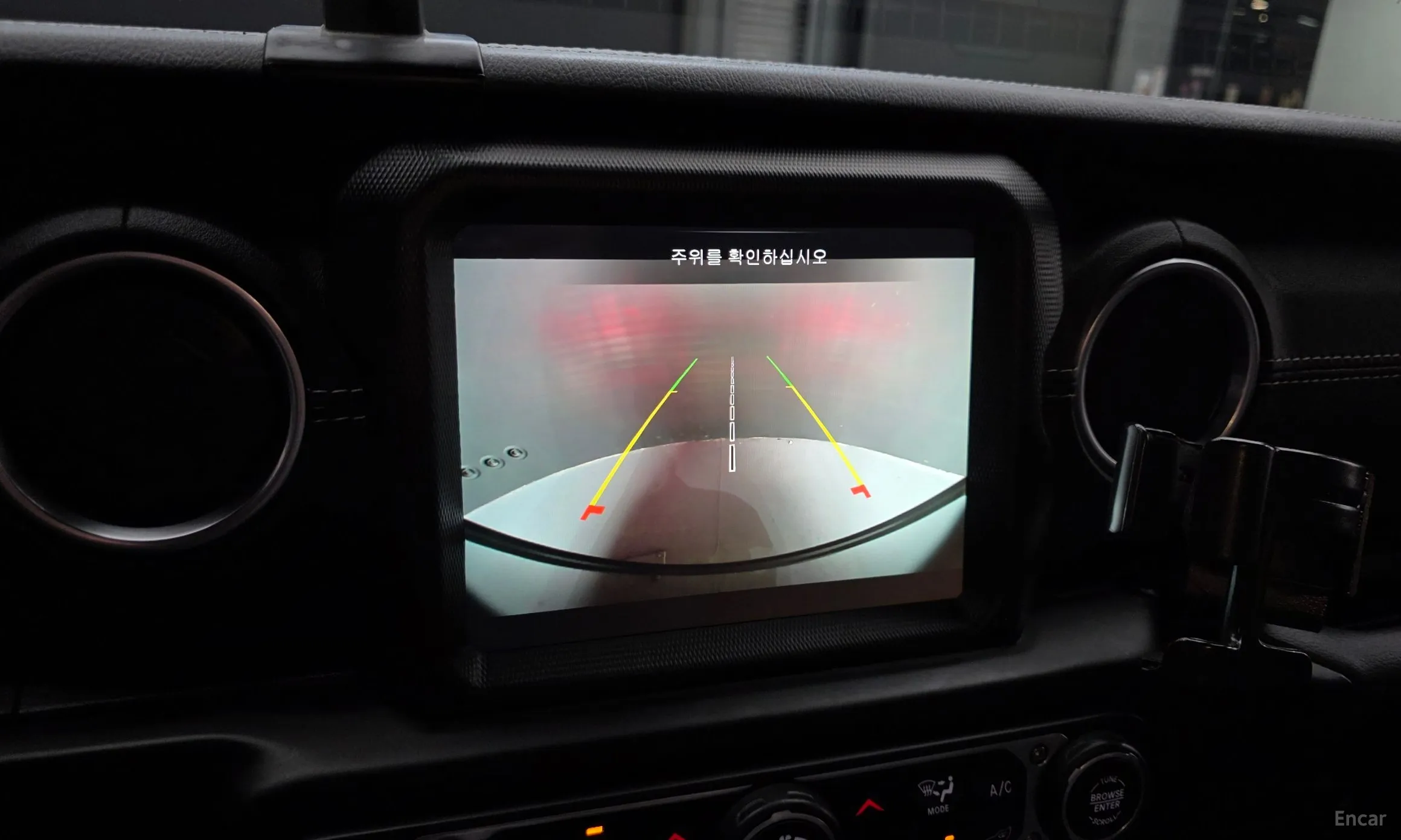 Jeep Wrangler (JL) превью 16