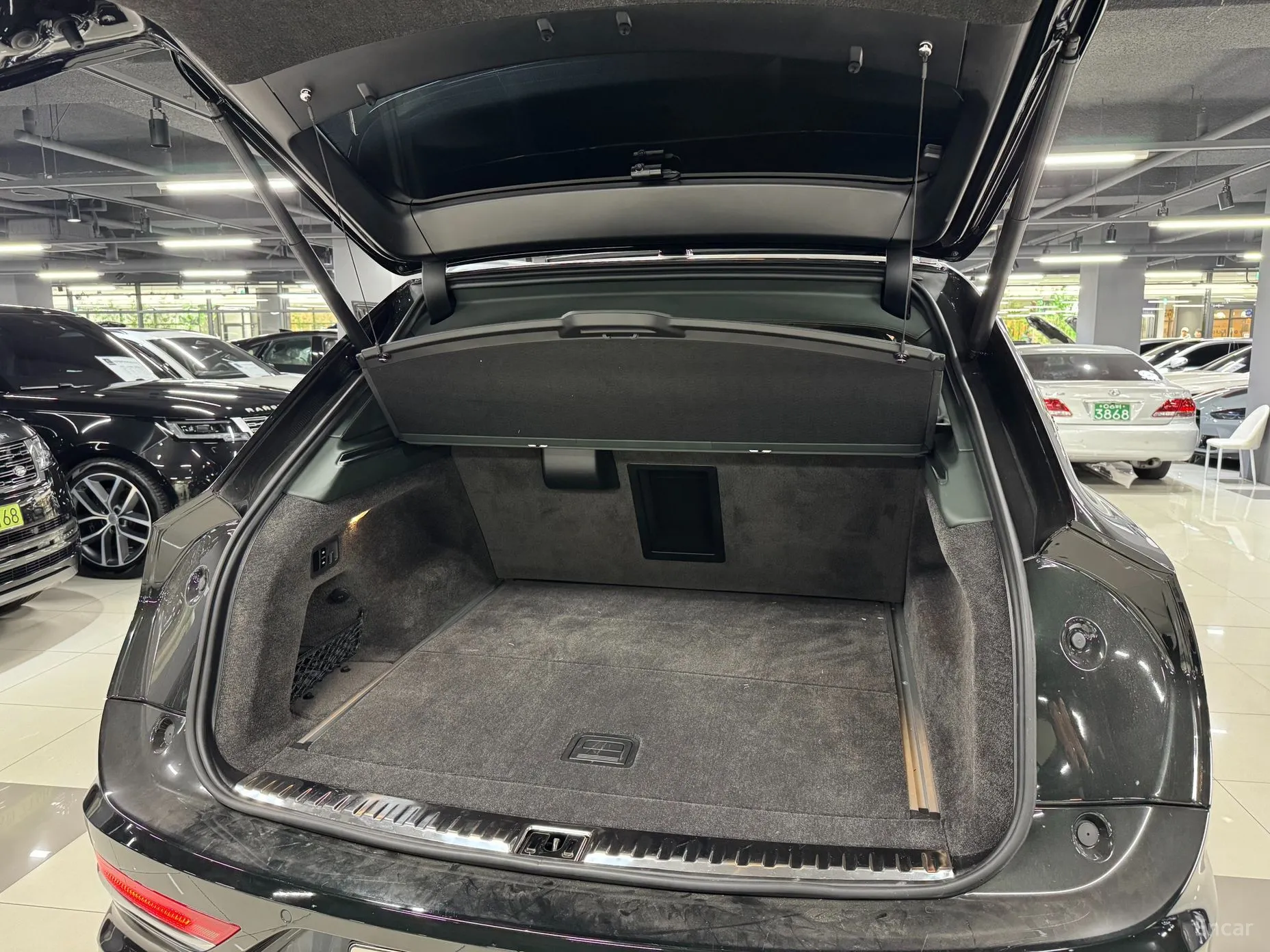 Bentley Bentayga превью 15