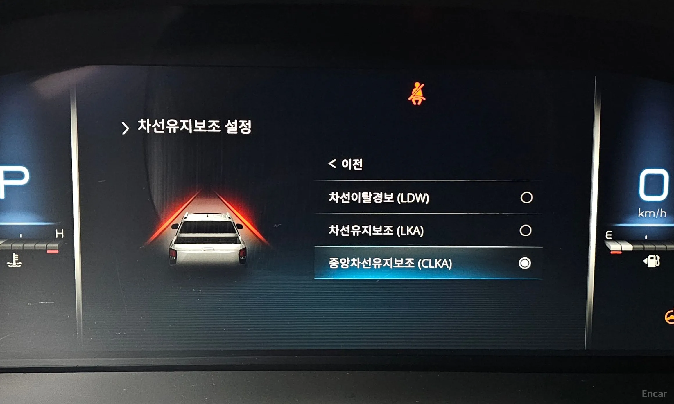 KG Mobility (SsangYong) Rexton Sports превью 16