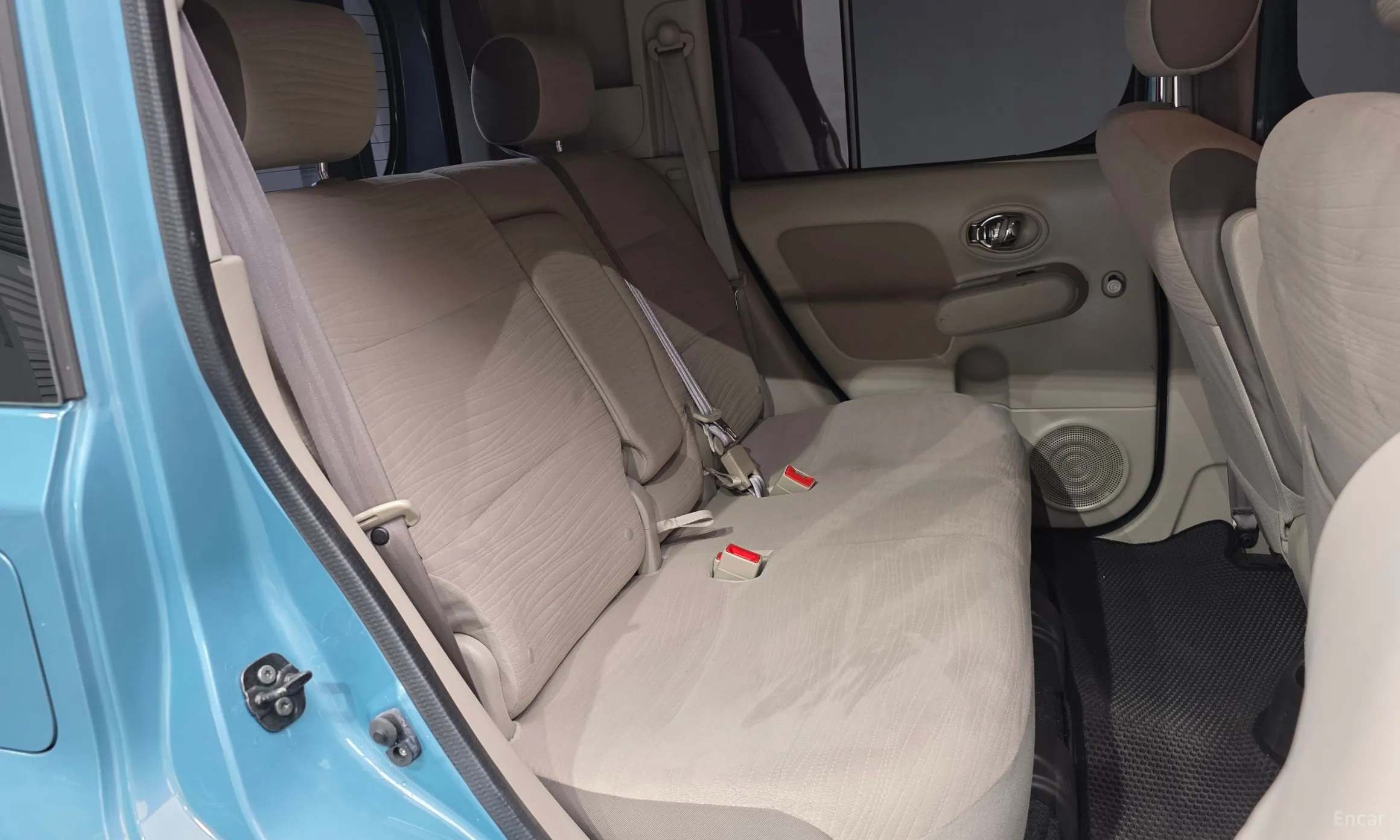 Nissan Cube превью 12
