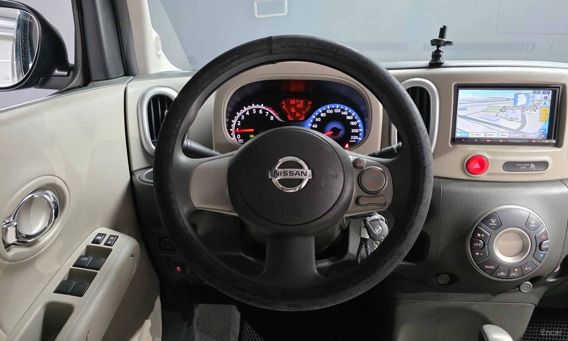 Nissan Cube превью 13