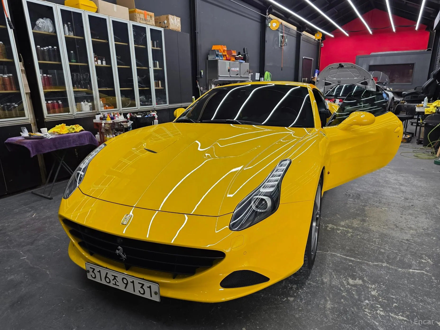 Ferrari California