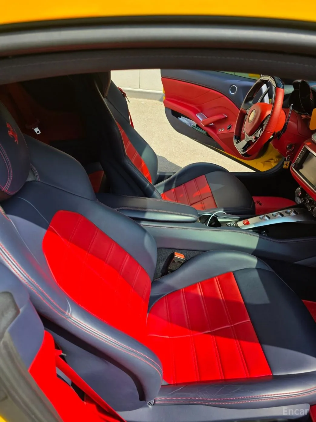 Ferrari California превью 10