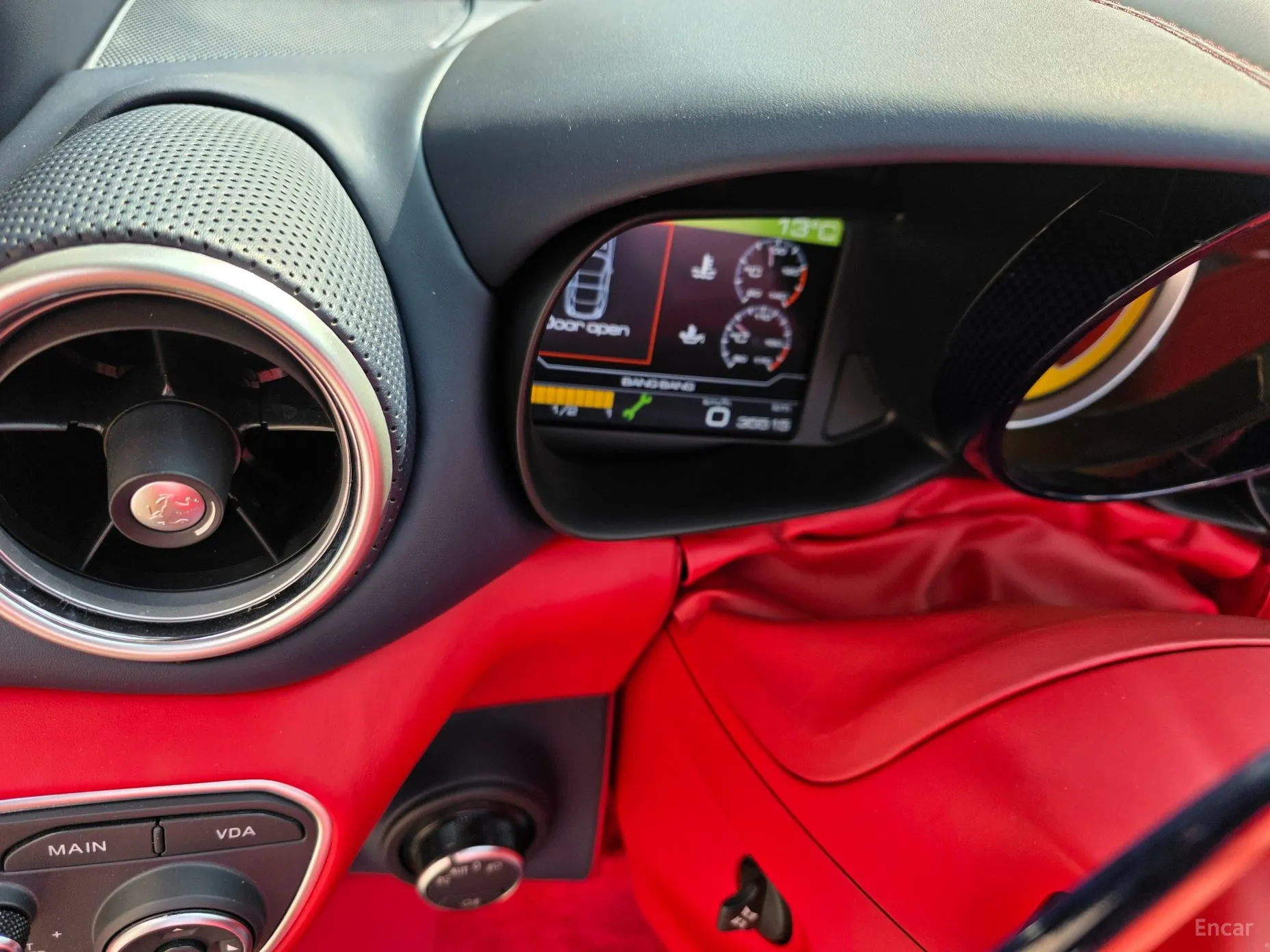 Ferrari California превью 12