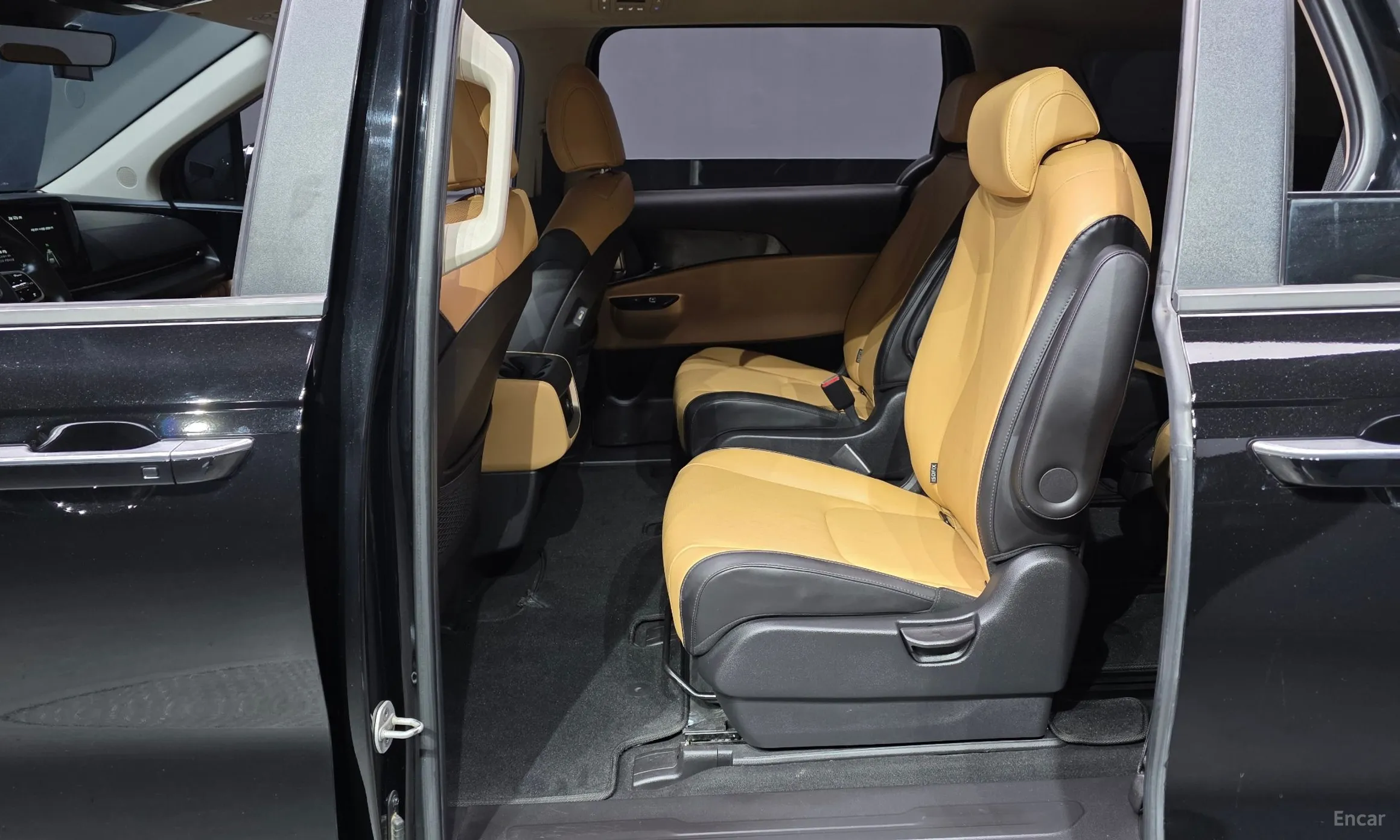 Kia Carnival Gen 4 превью 12