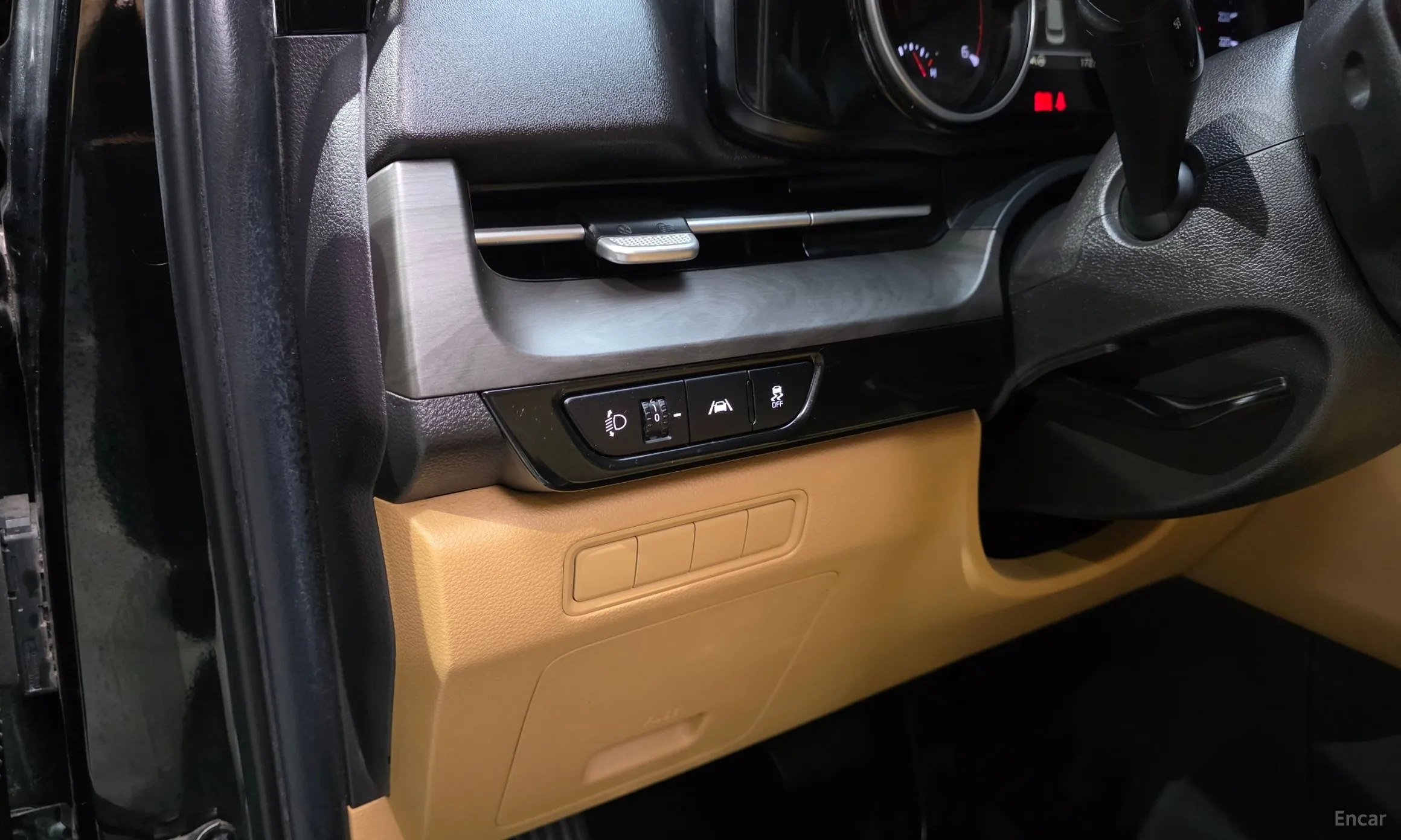 Kia Carnival Gen 4 превью 18