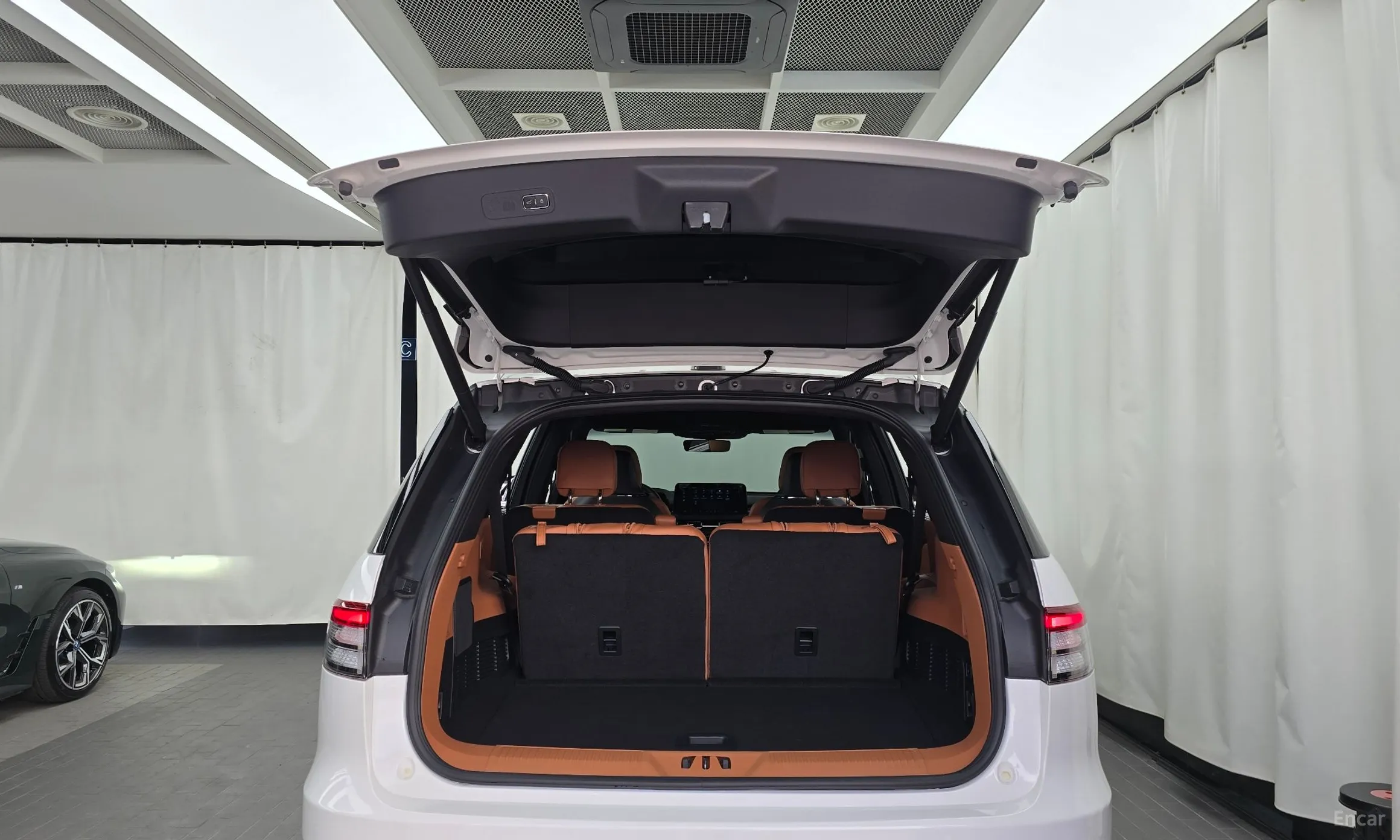Lincoln Aviator 2nd Generation превью 20