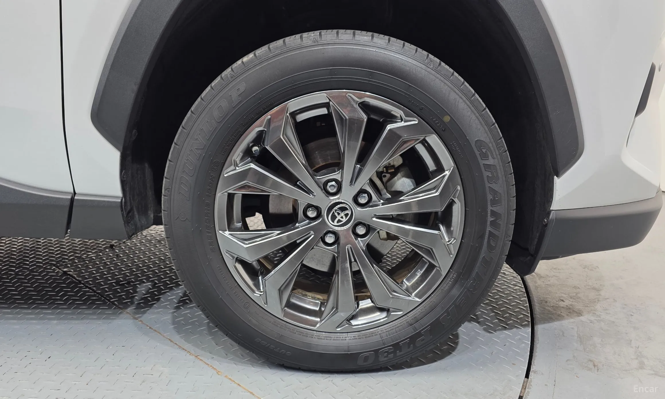 Toyota RAV4 5th Generation превью 5