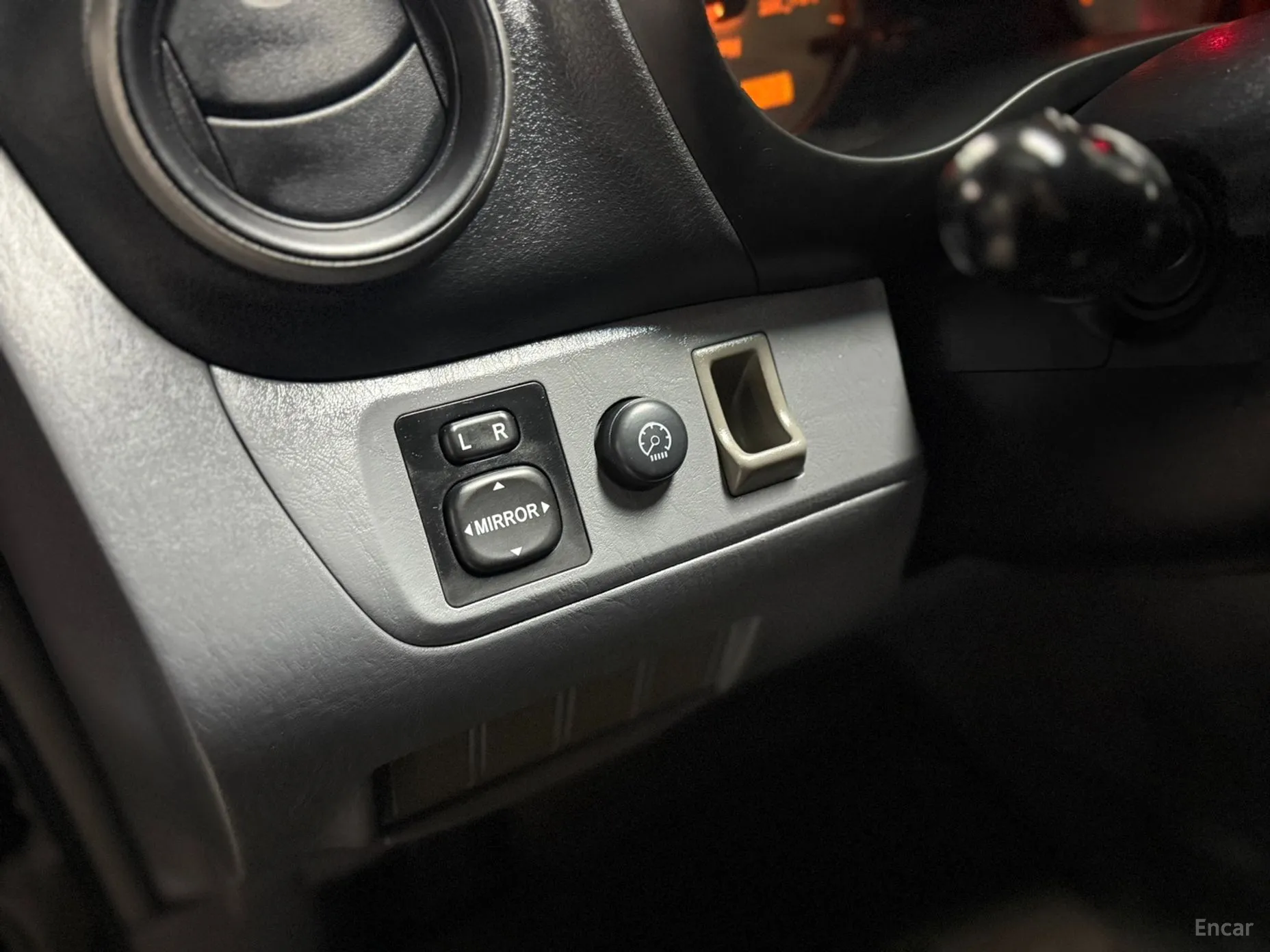 Toyota RAV4 превью 13