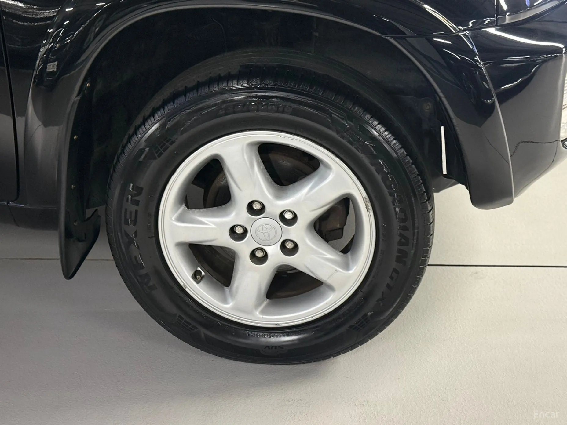 Toyota RAV4 превью 19