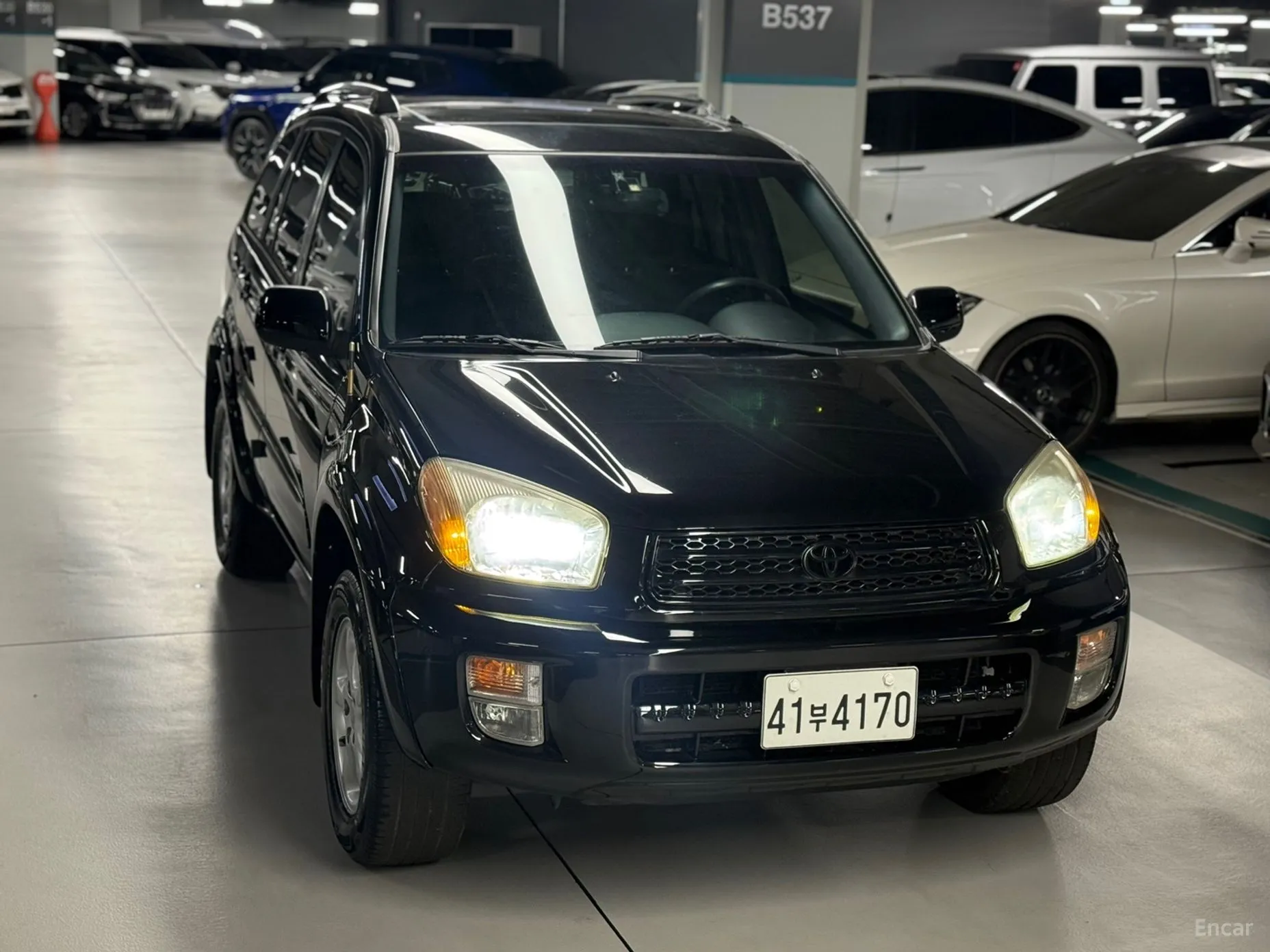 Toyota RAV4 превью 3
