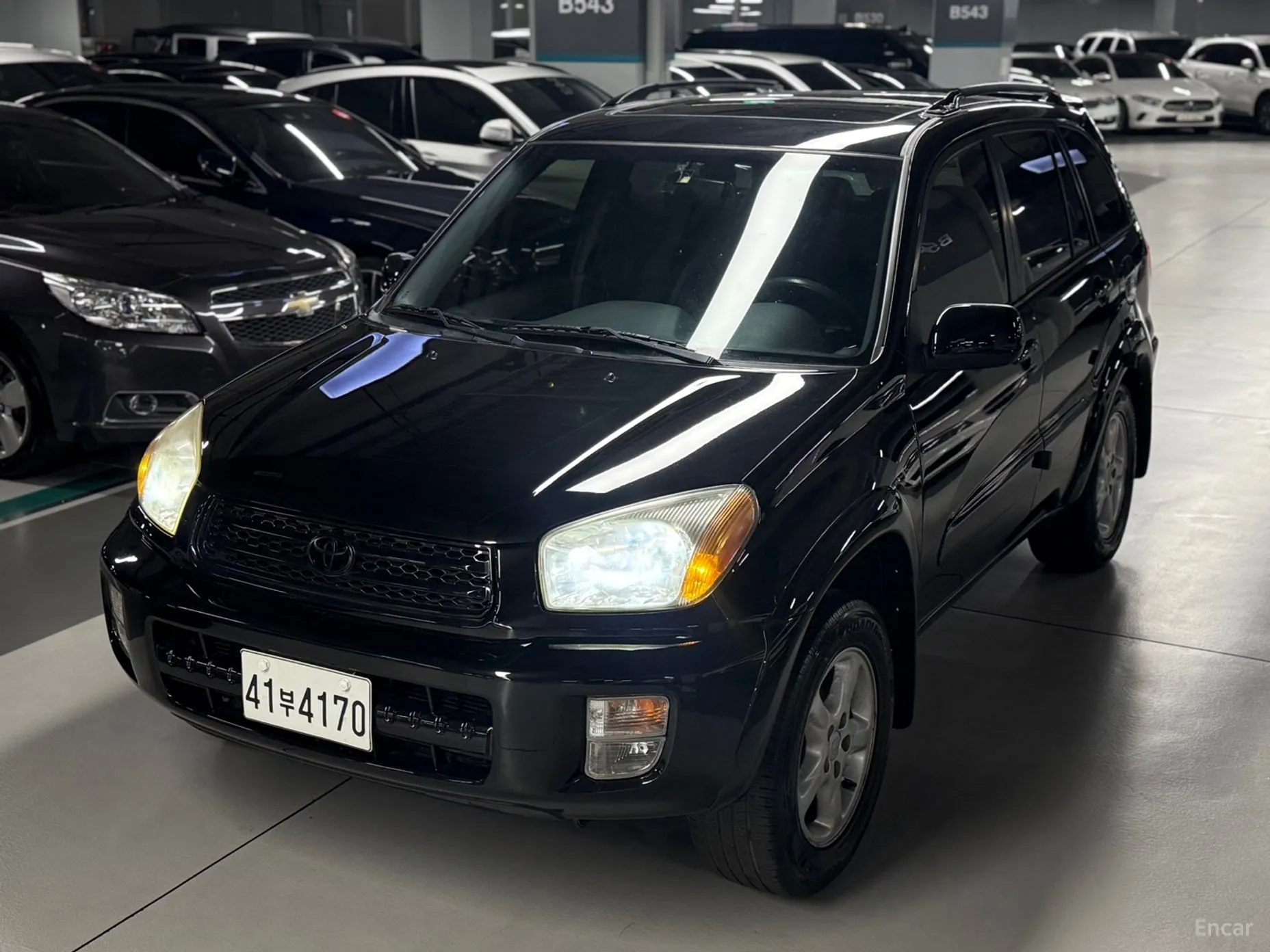 Toyota RAV4 превью 6