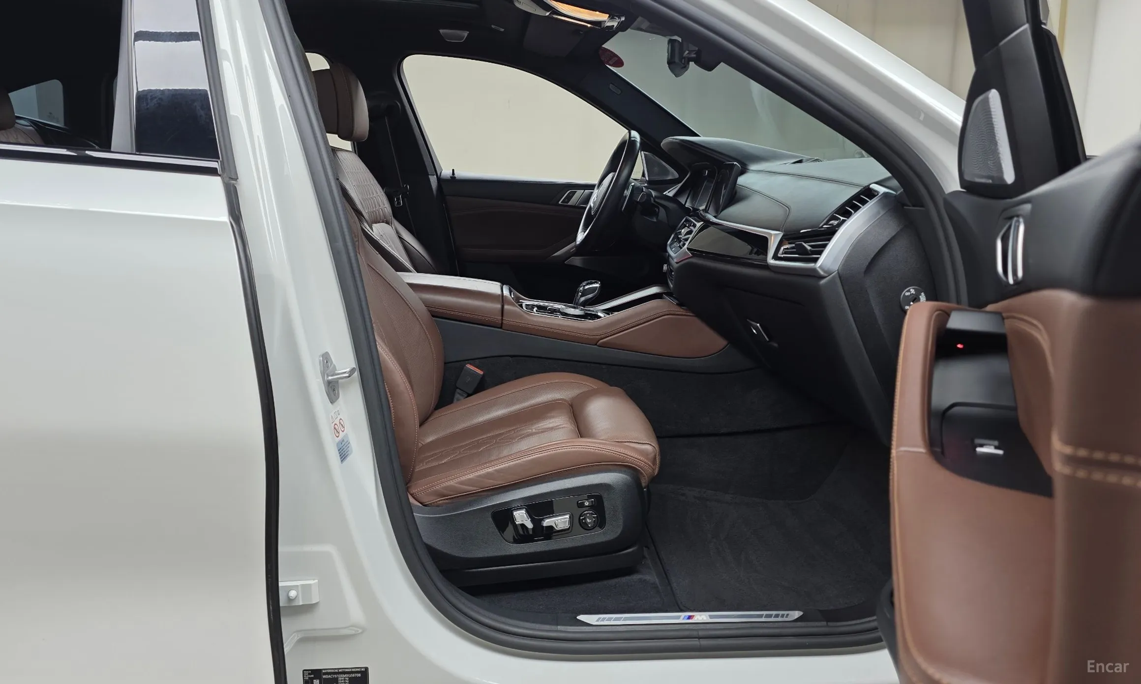 BMW X6 (G06) превью 11