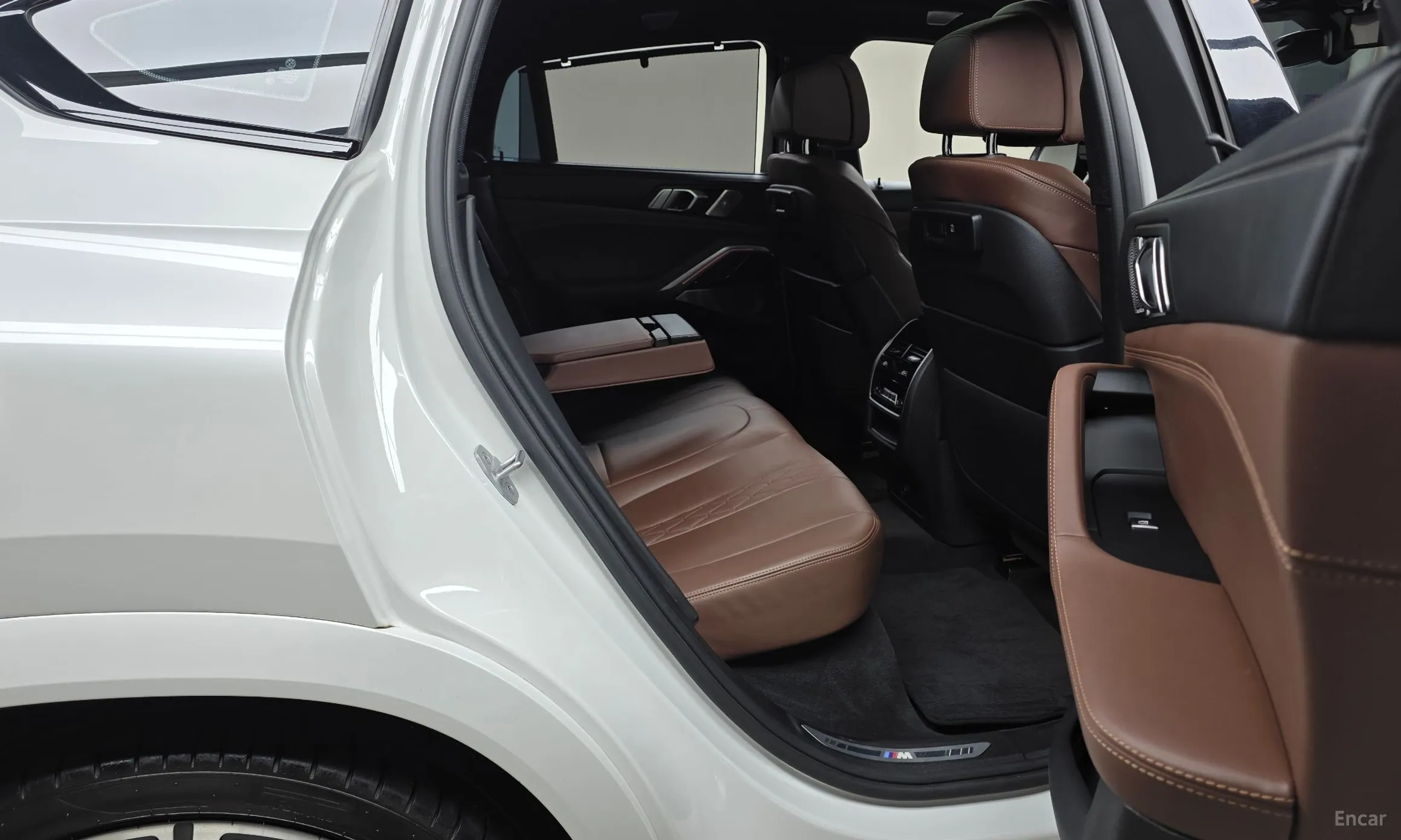 BMW X6 (G06) превью 12