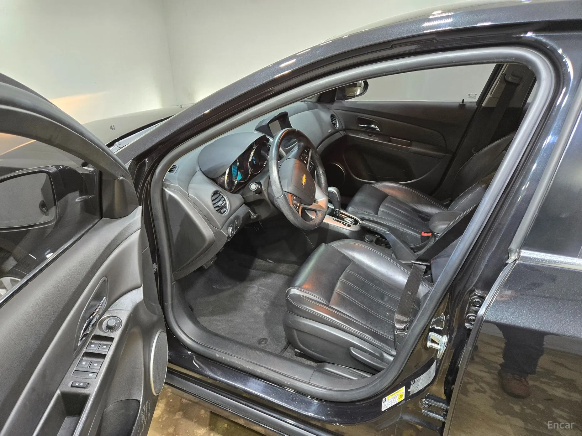 Chevrolet (GM Daewoo) Cruze превью 10