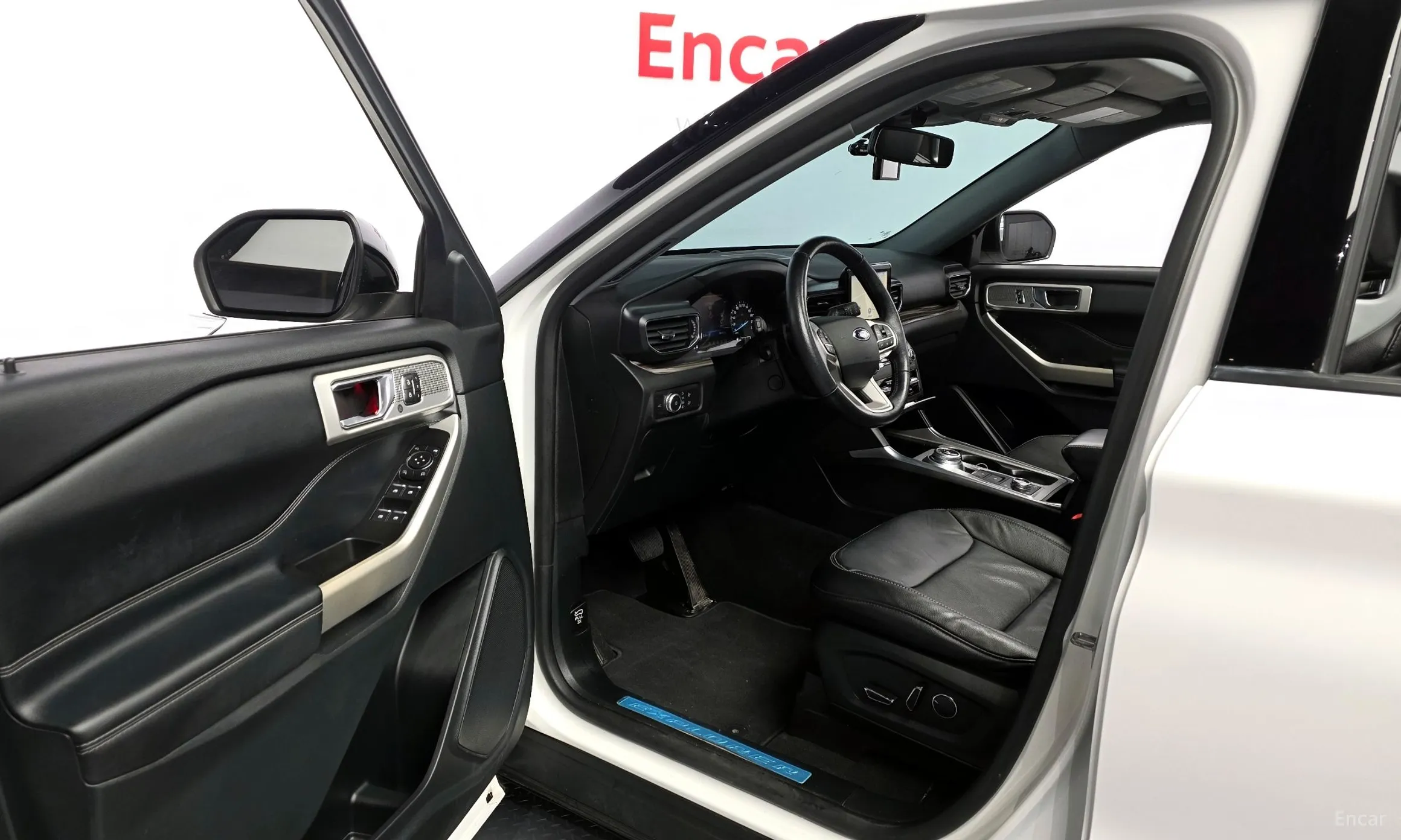 Ford Explorer 6th Generation превью 10