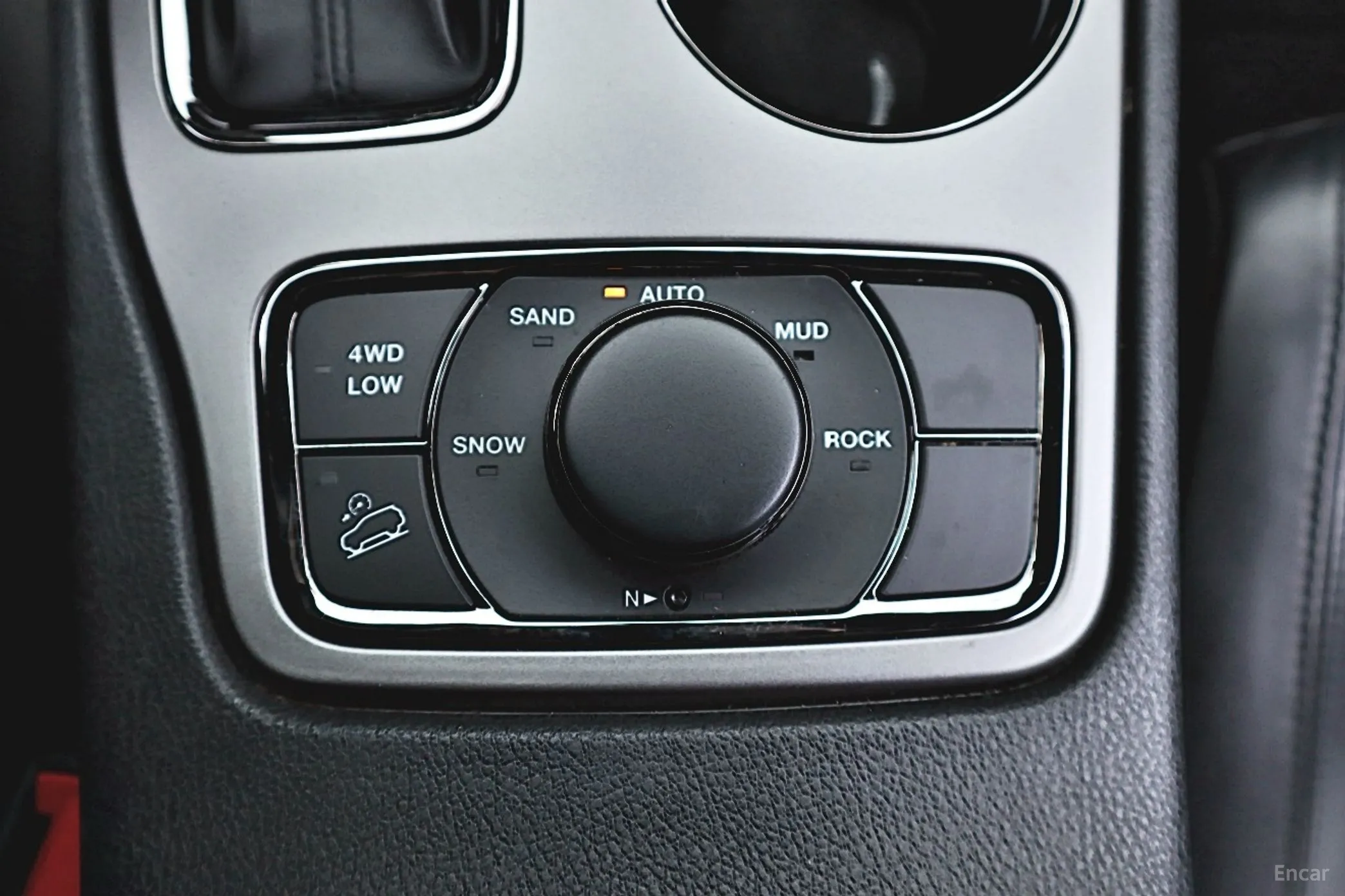 Jeep Grand Cherokee превью 19