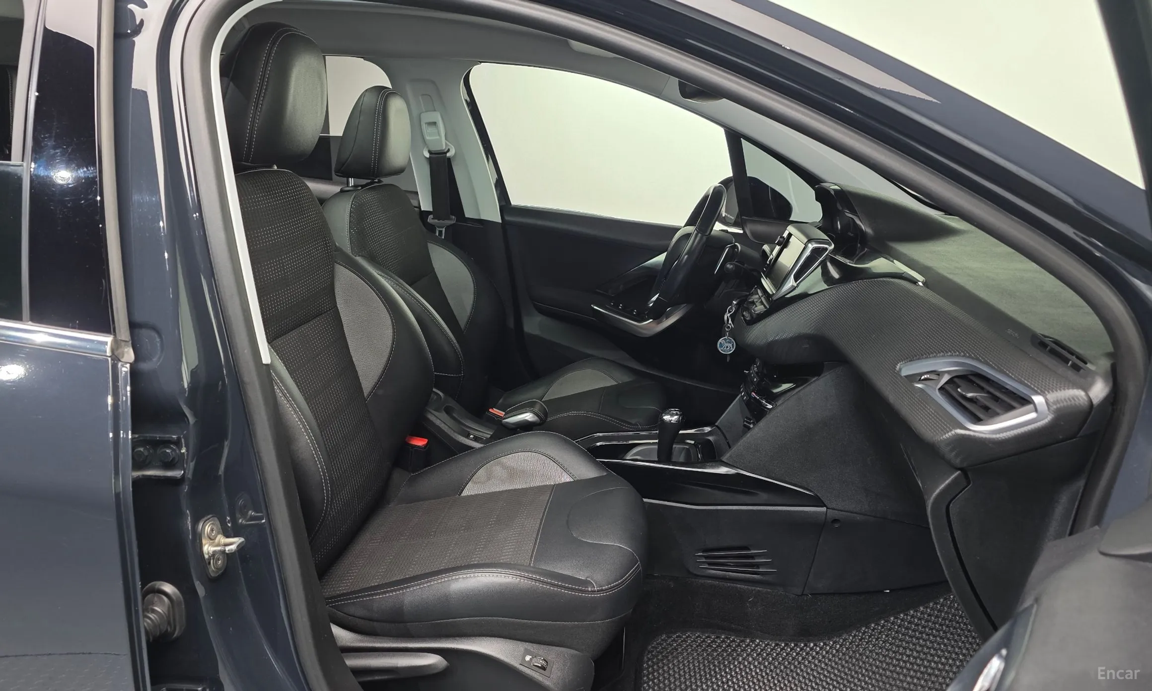 Peugeot 2008. превью 10