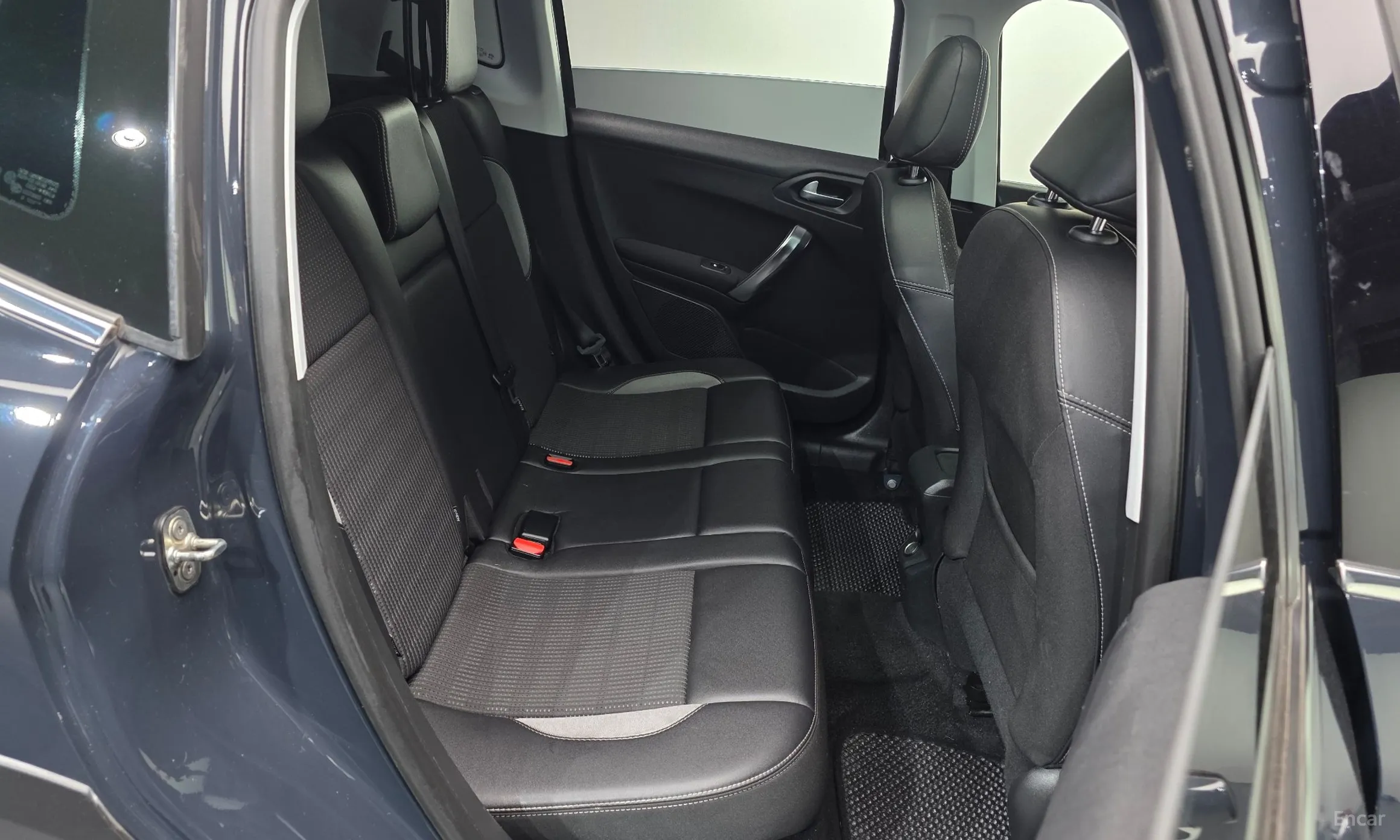 Peugeot 2008. превью 12