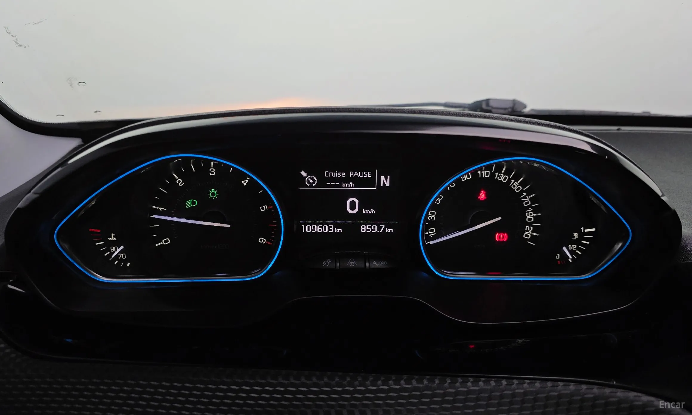 Peugeot 2008. превью 8