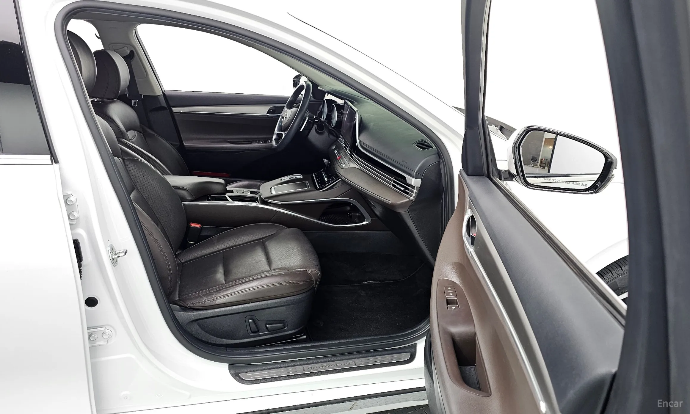 Hyundai Grandeur IG превью 11
