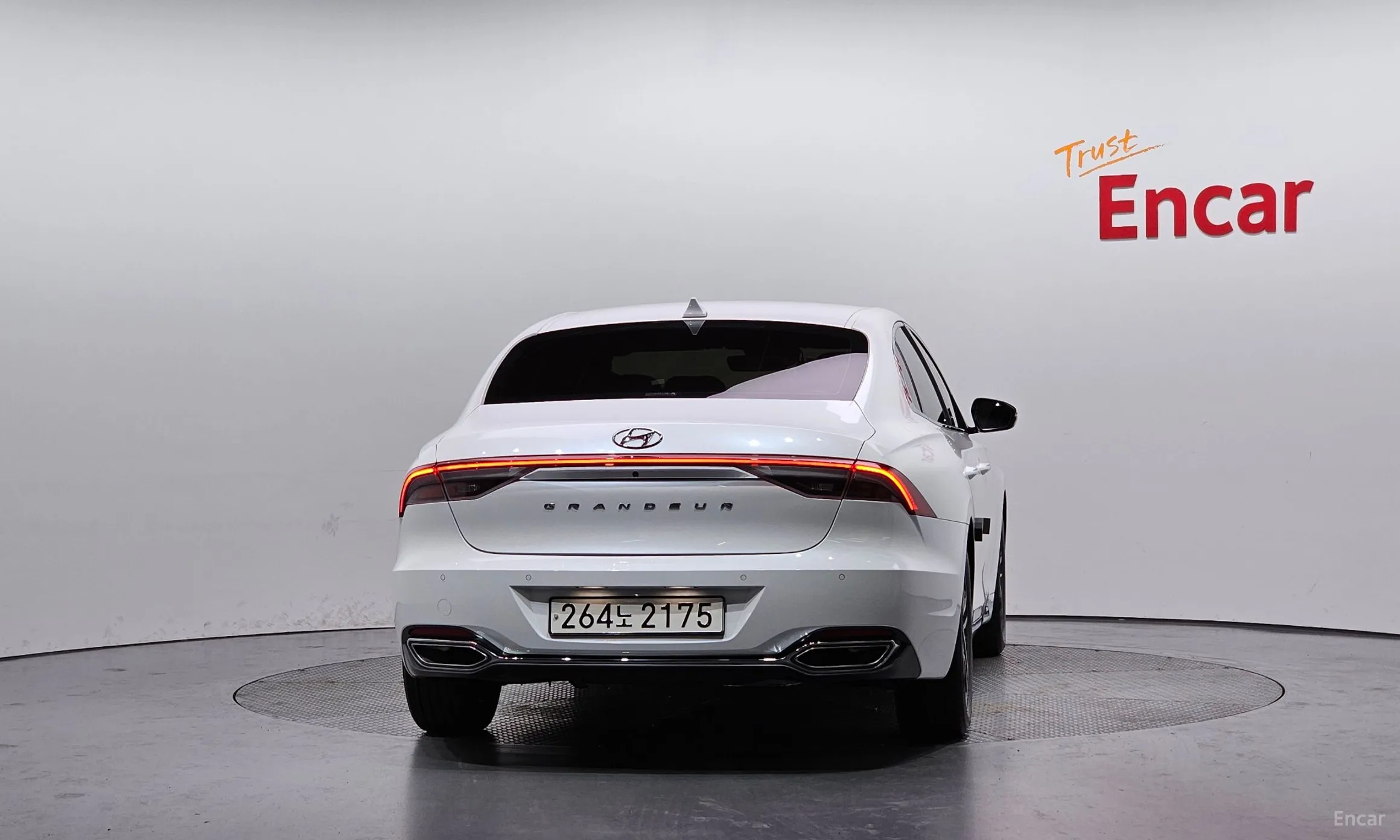Hyundai Grandeur IG превью 4