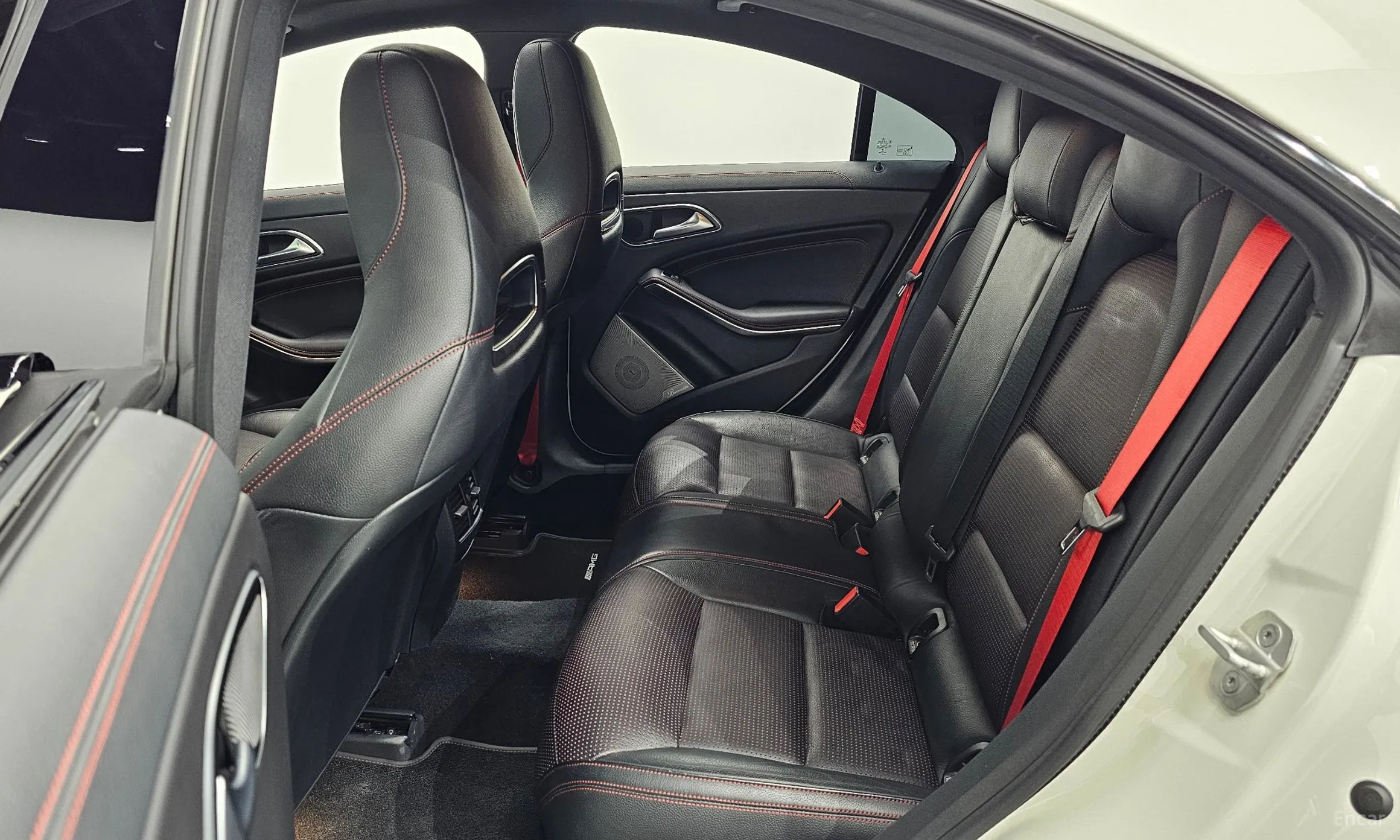 Mercedes Benz CLA-Class C117 превью 12
