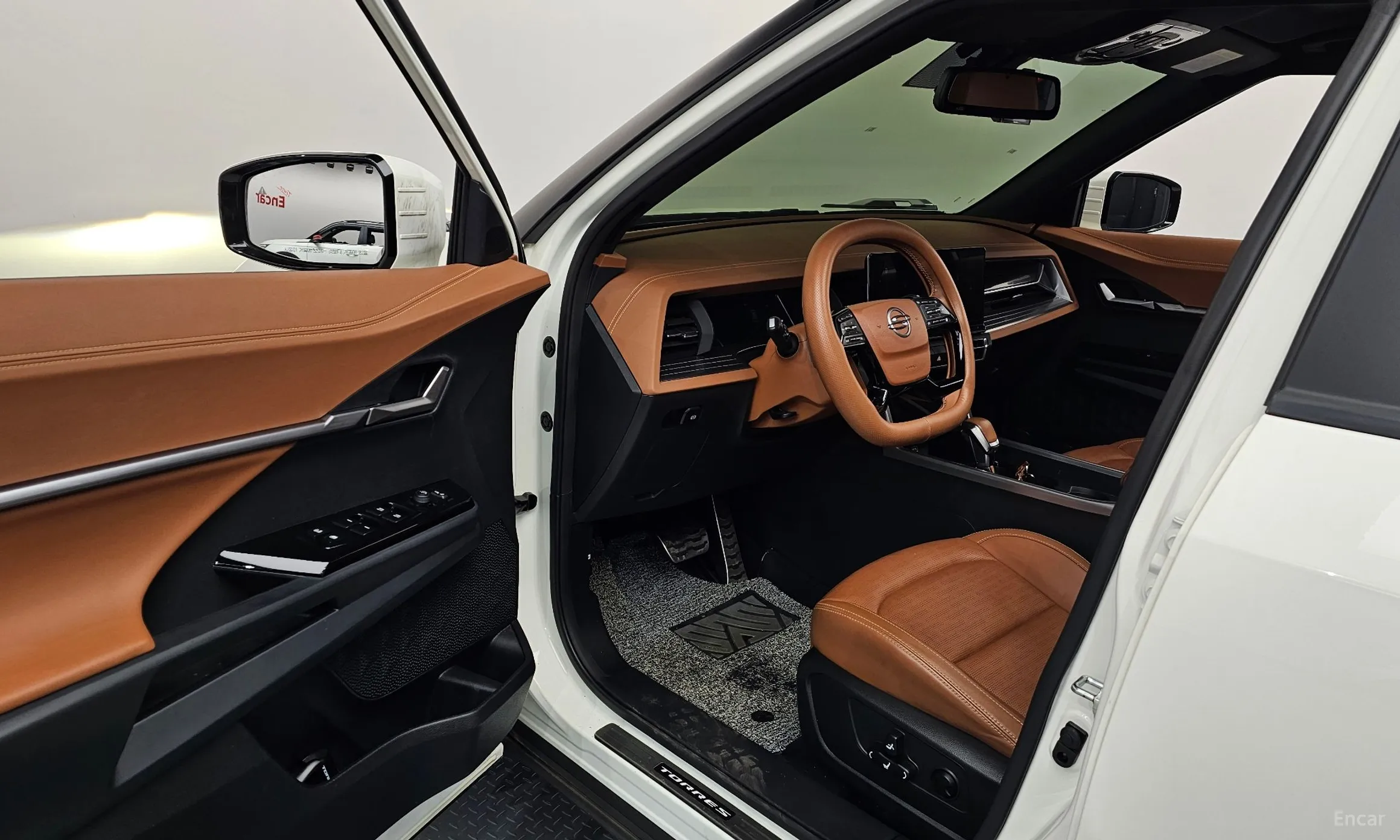 KG Mobility (SsangYong) Torres превью 10