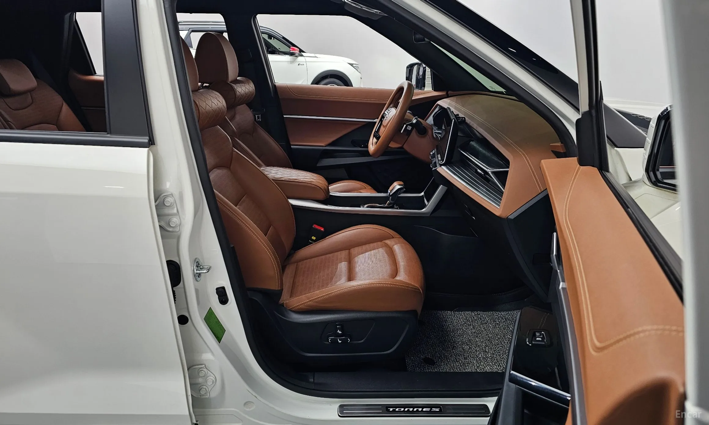 KG Mobility (SsangYong) Torres превью 11