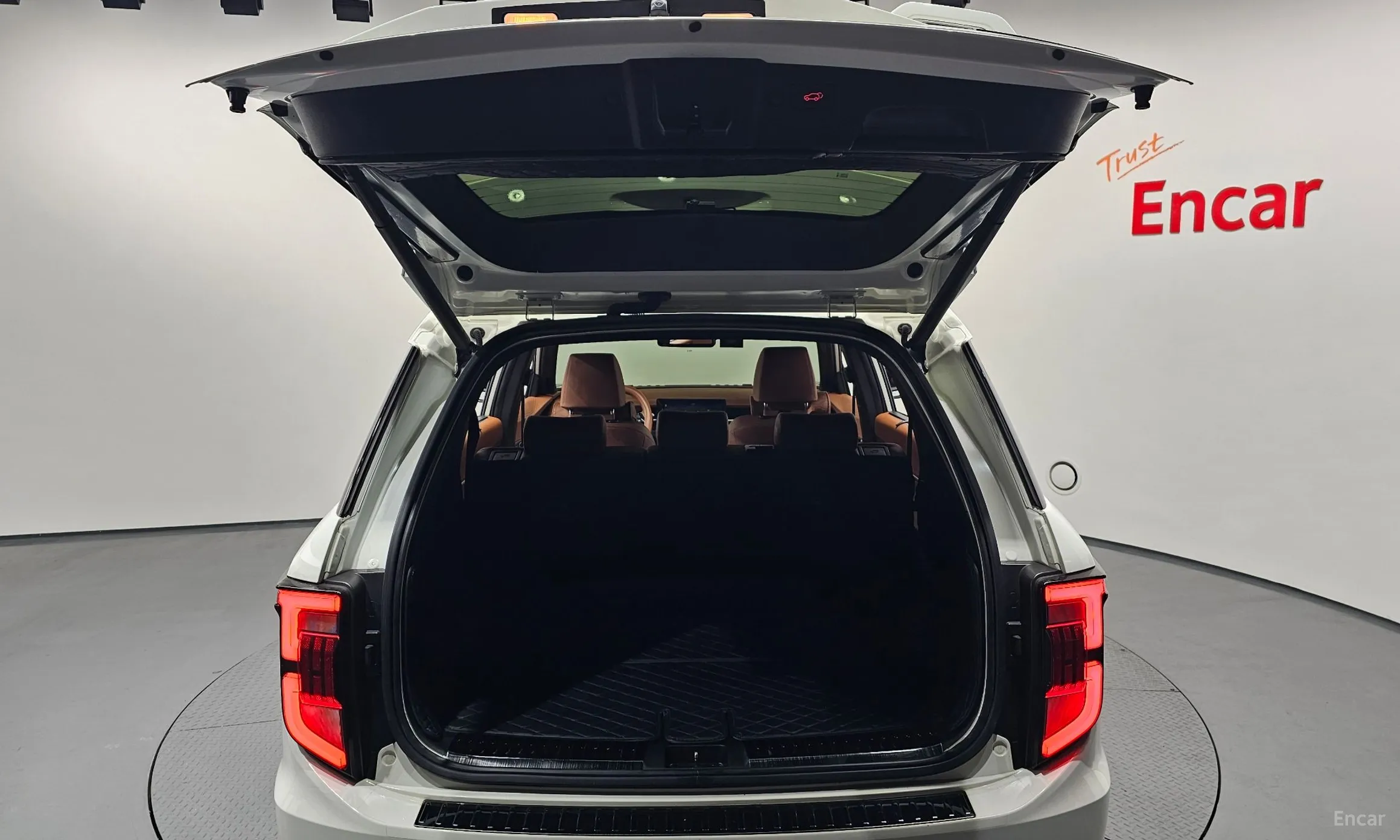 KG Mobility (SsangYong) Torres превью 20
