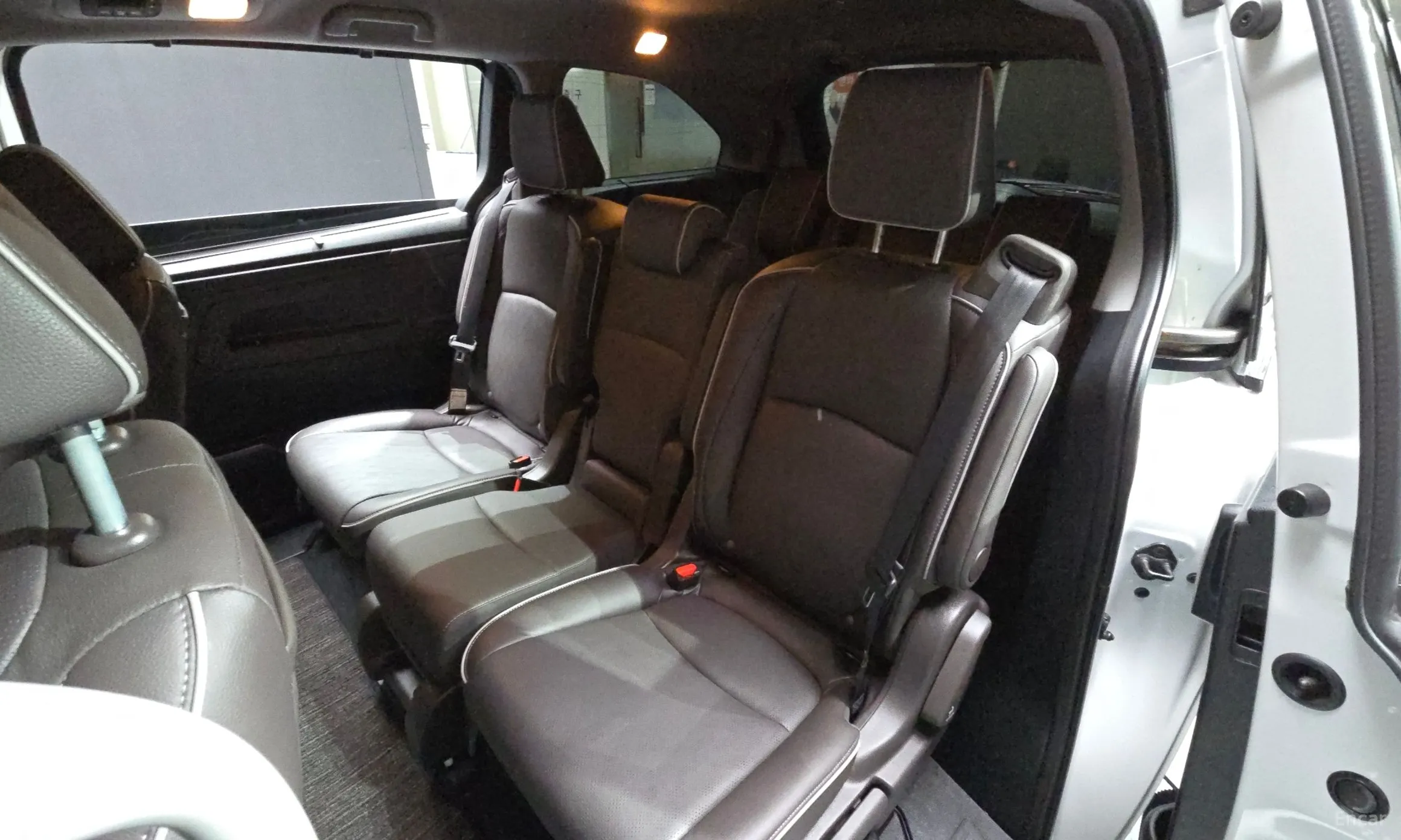 Honda Odyssey превью 12