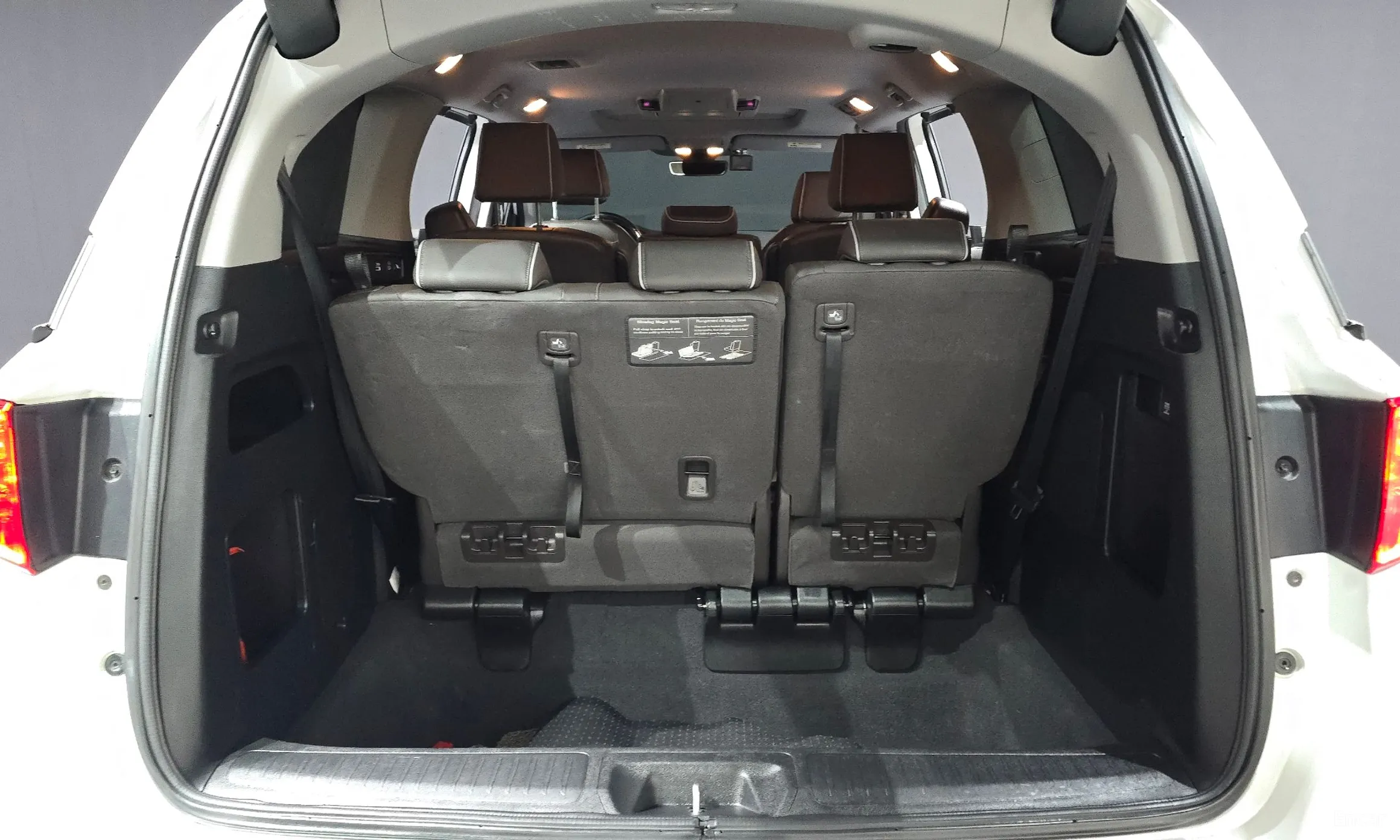 Honda Odyssey превью 20