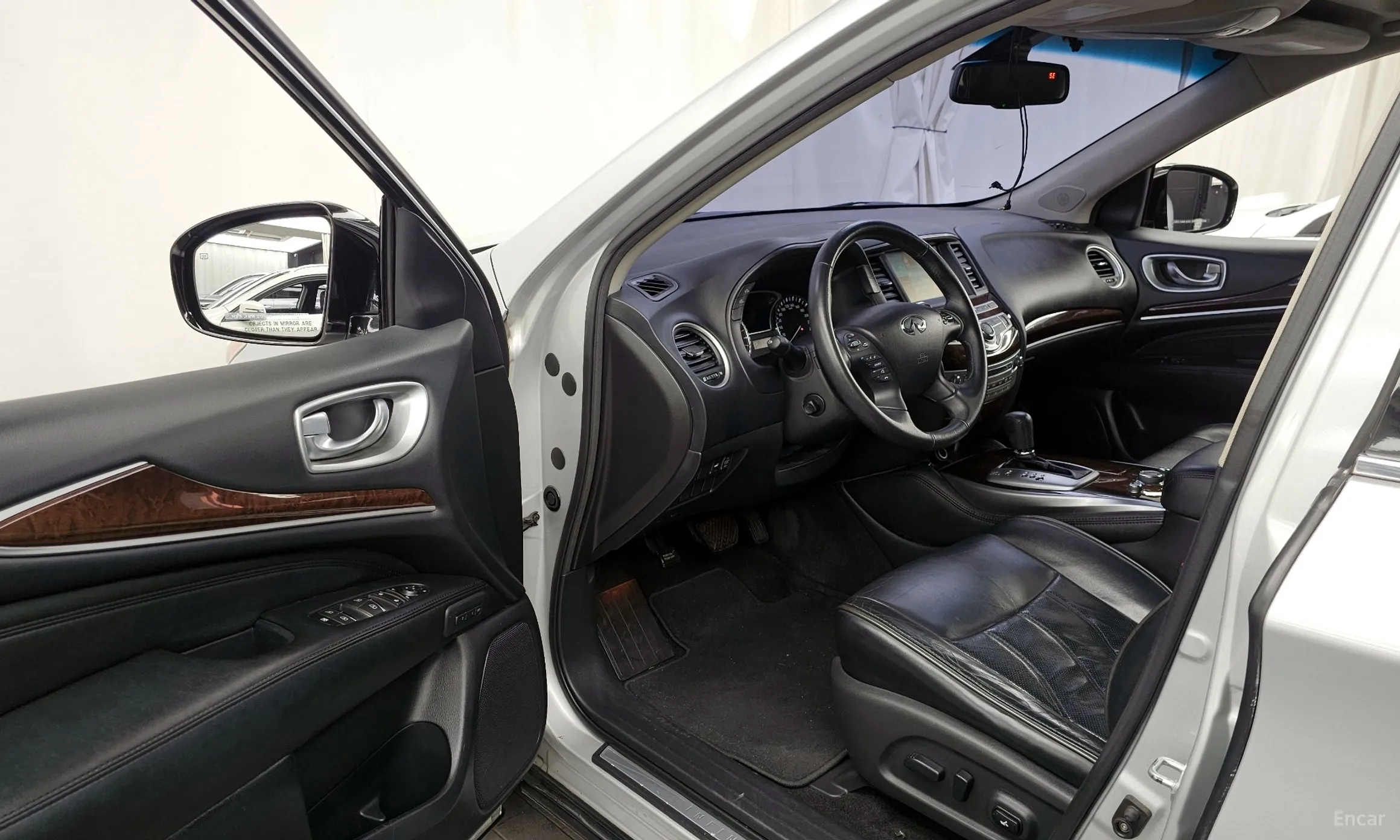 Infiniti QX60 превью 10