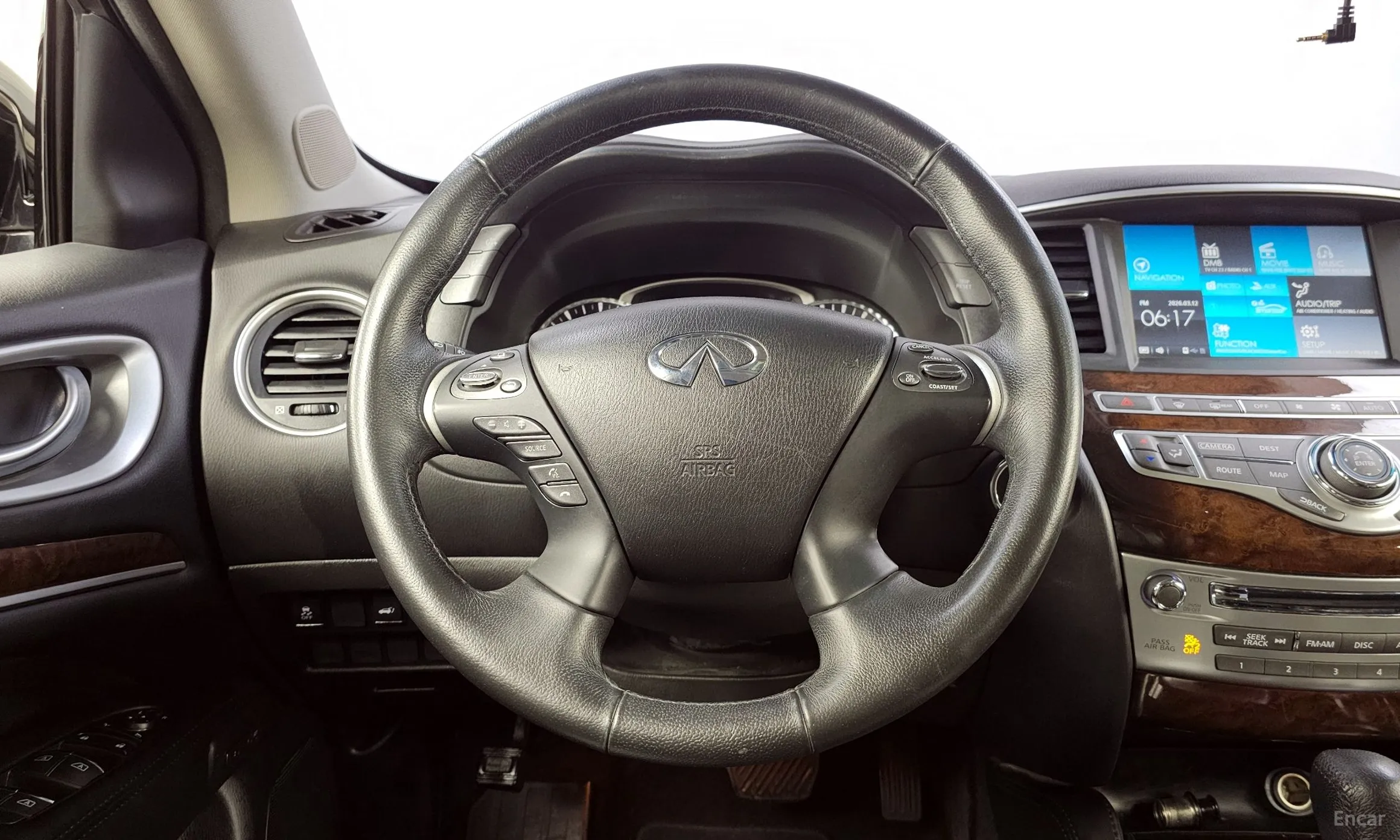 Infiniti QX60 превью 13