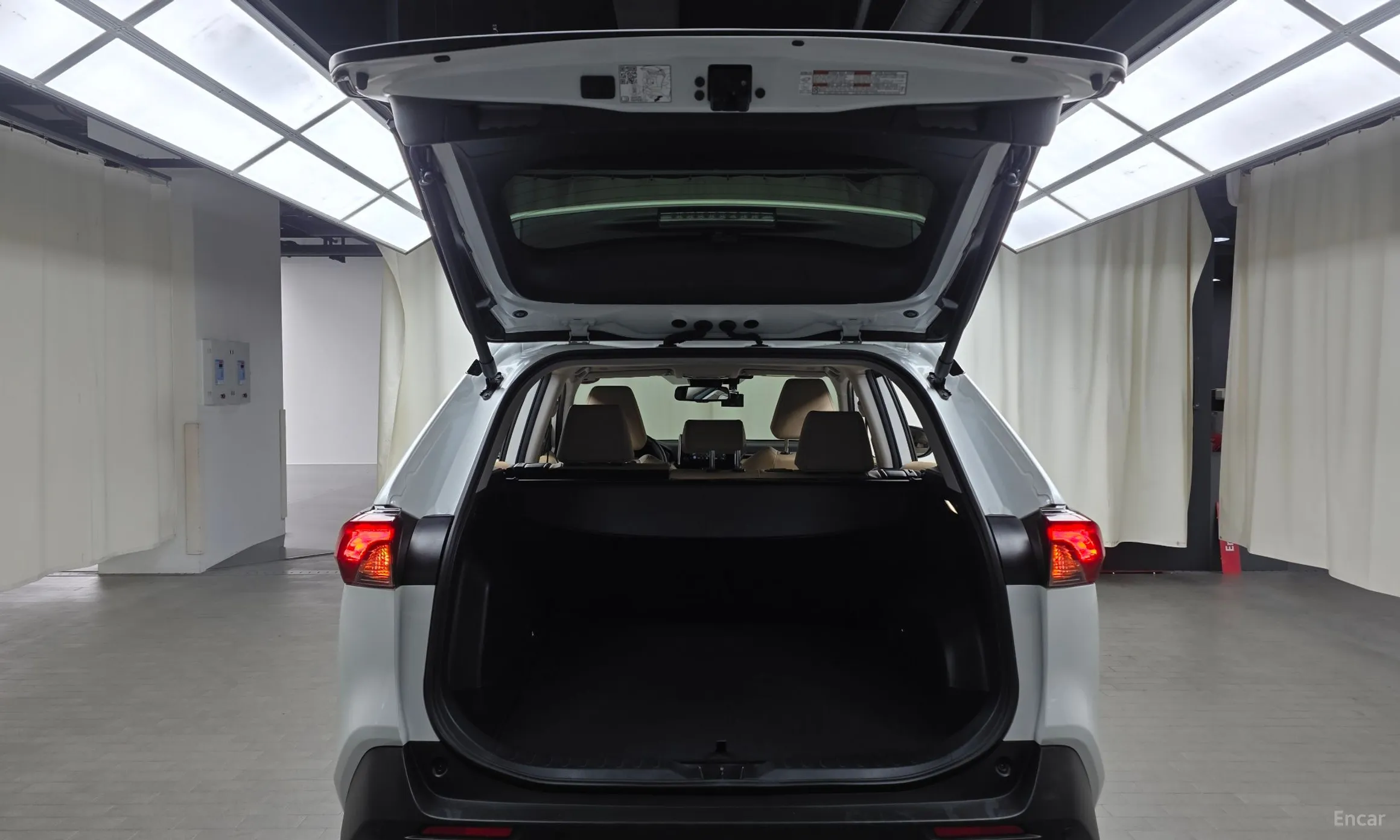 Toyota RAV4 5th Generation превью 20