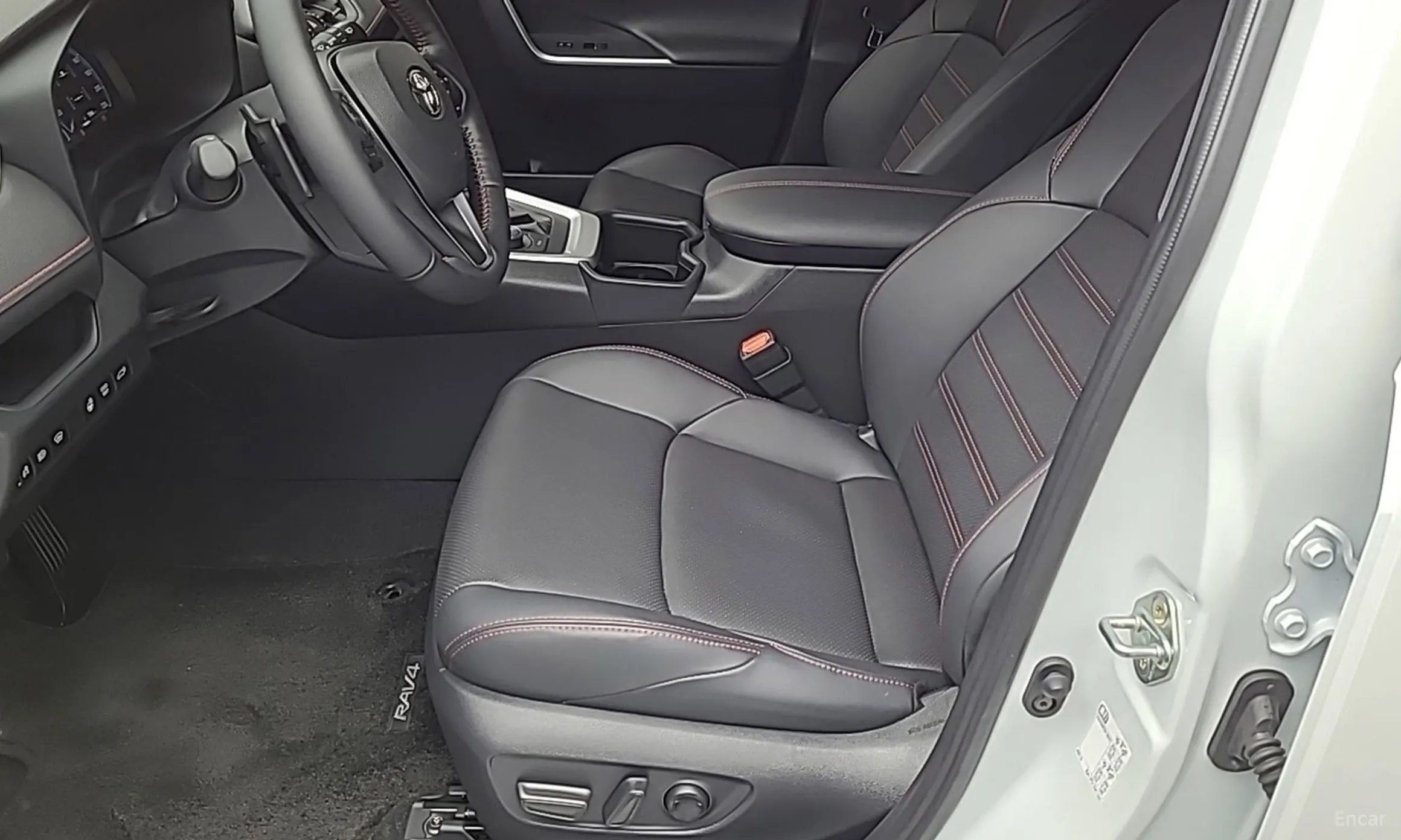 Toyota RAV4 5th Generation превью 10