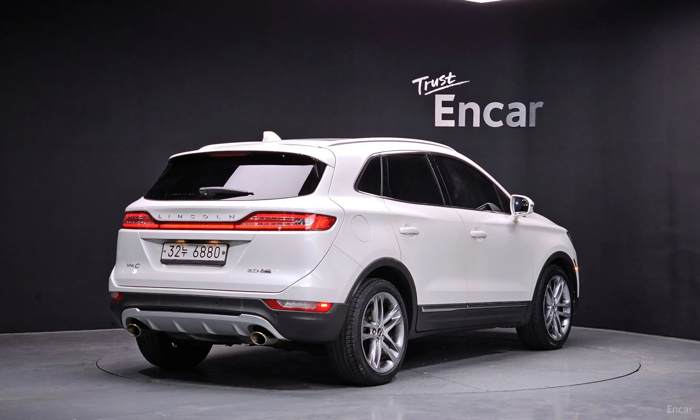 Lincoln MKC превью 2