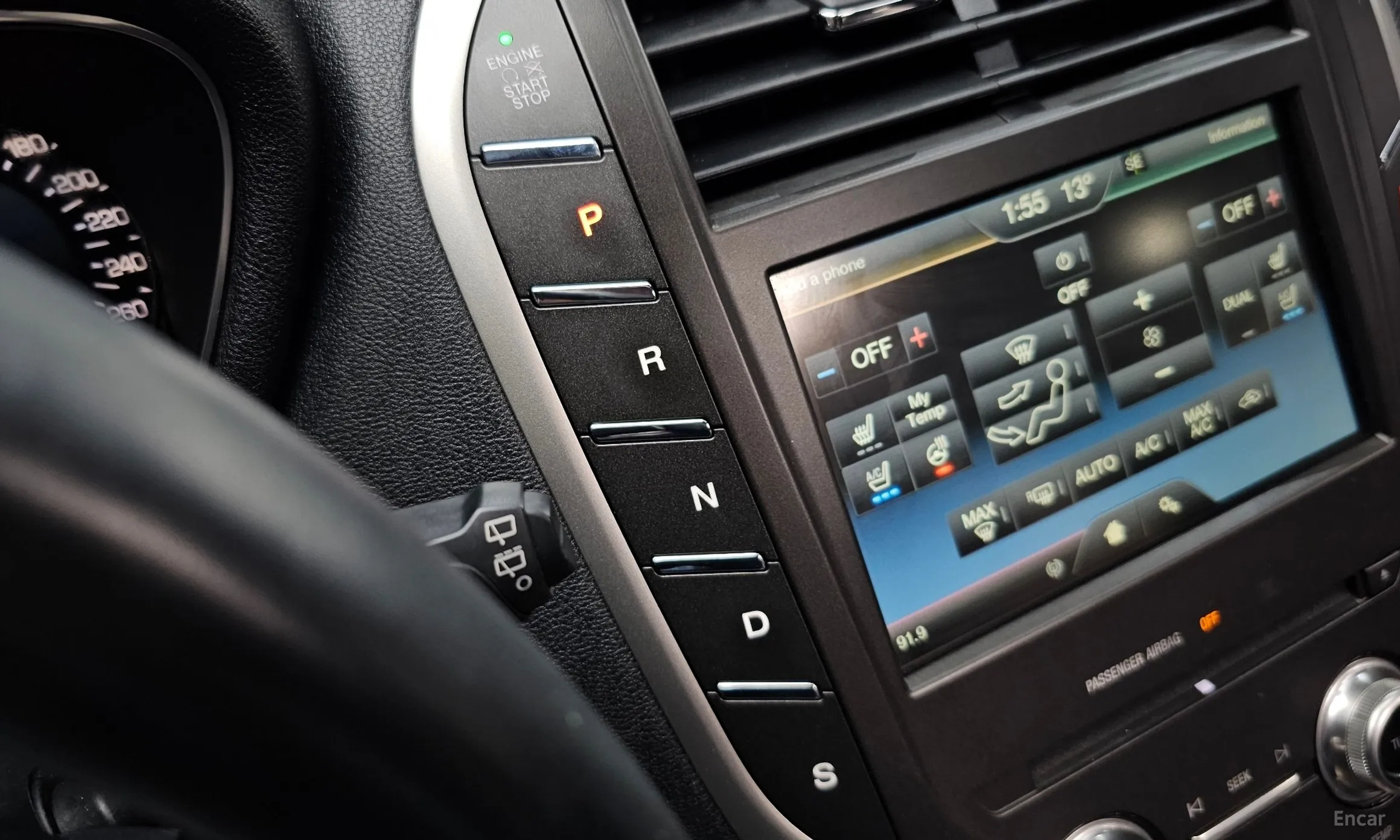 Lincoln MKC превью 9