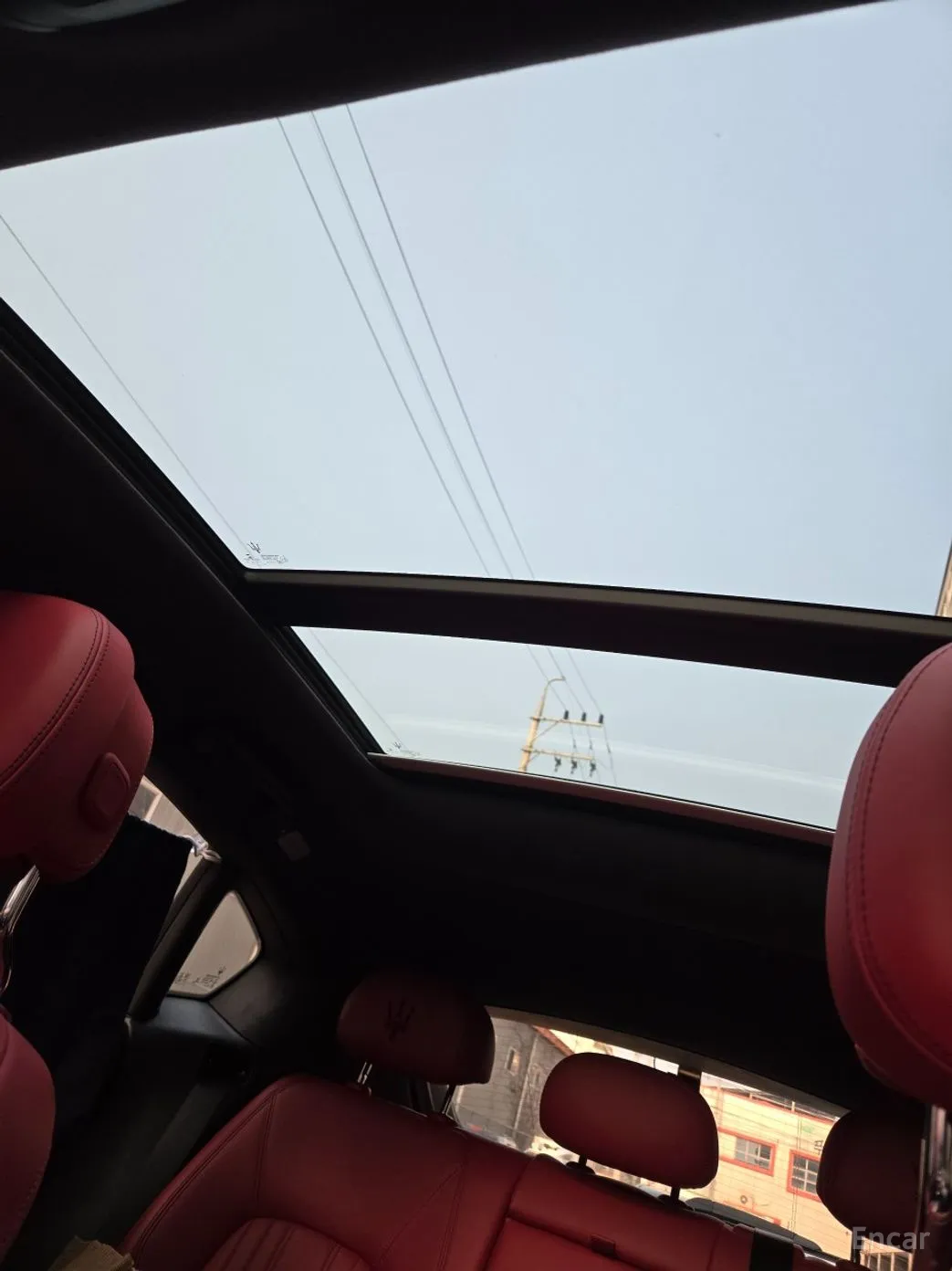 Maserati Levante превью 14