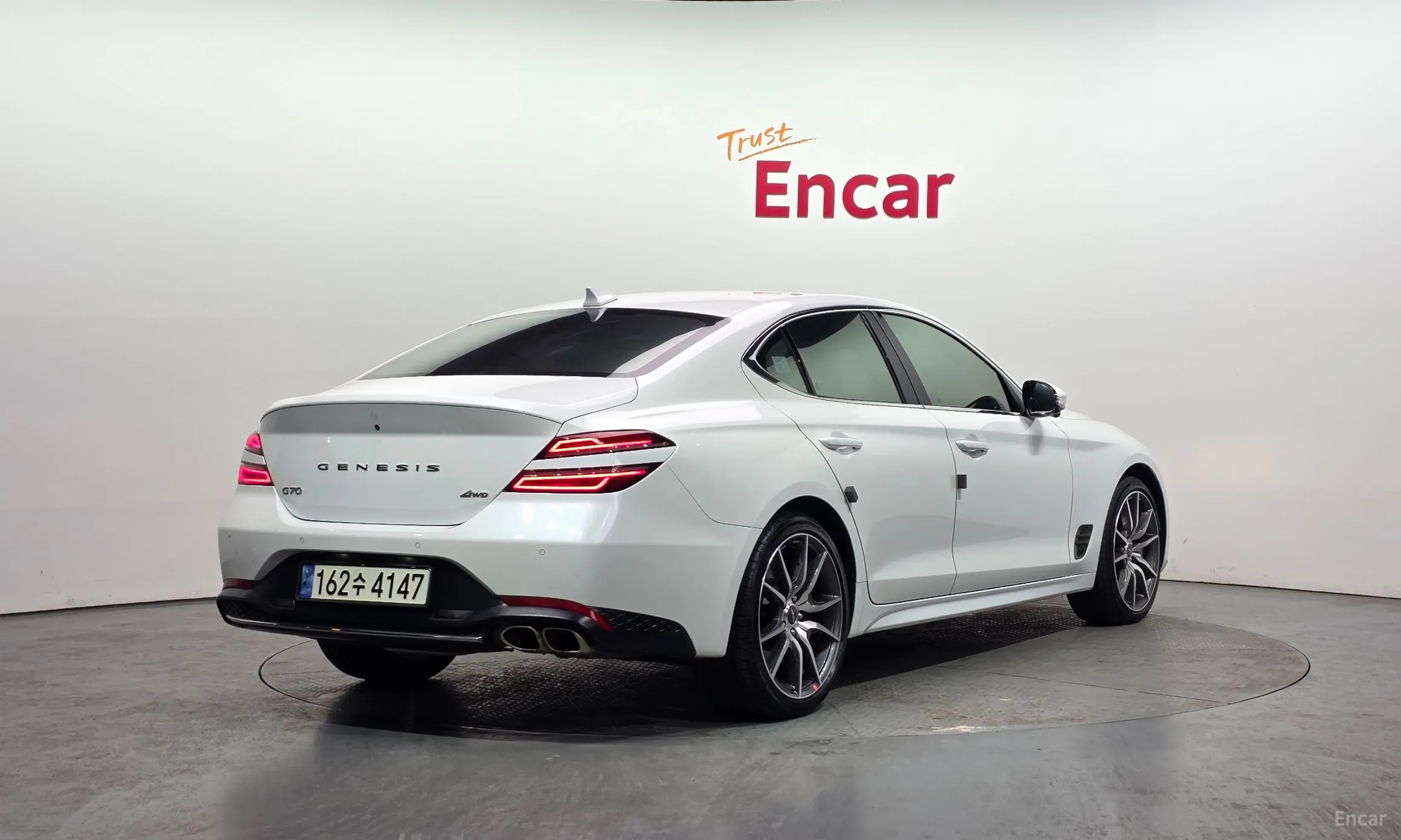 Genesis G70 превью 2