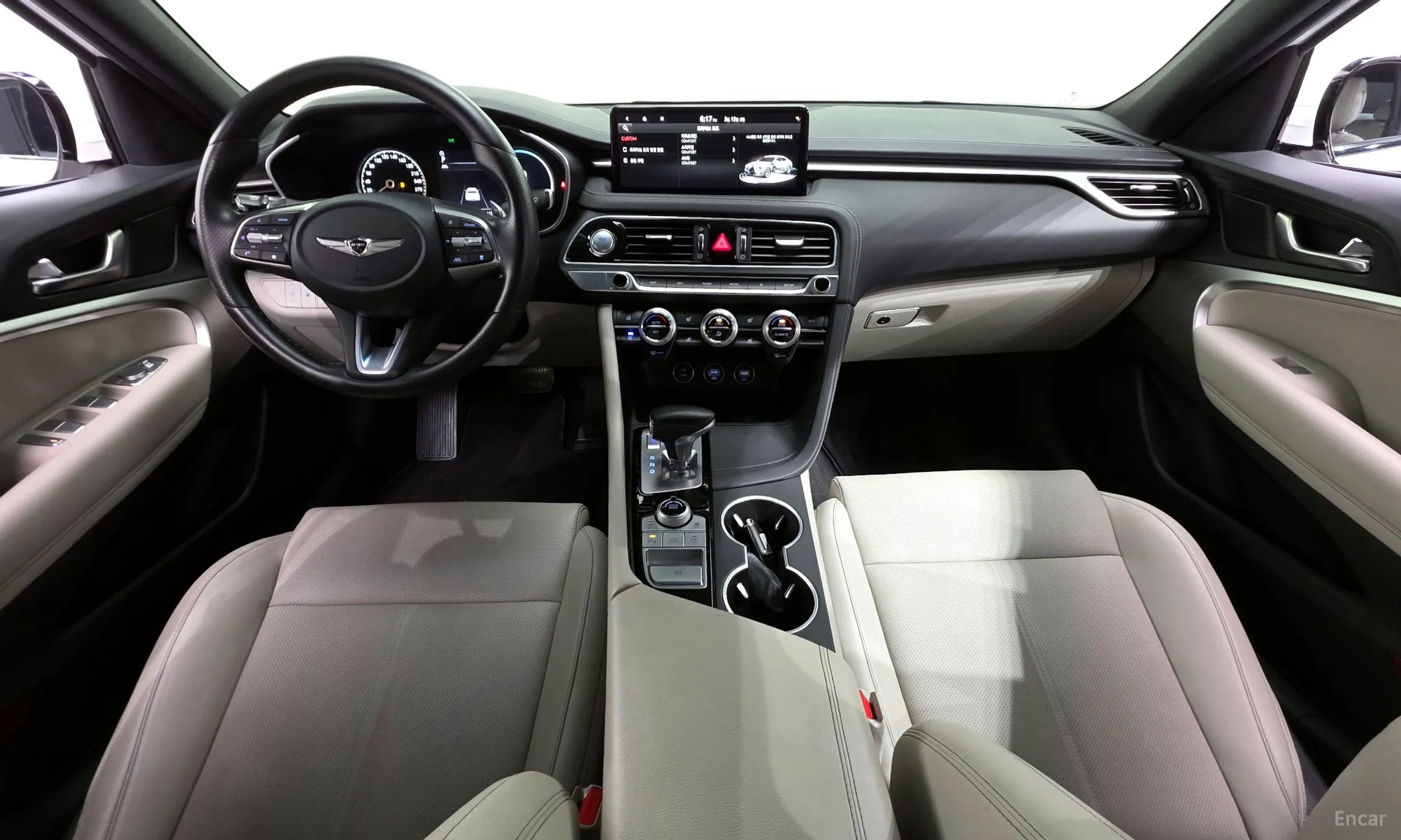 Genesis G70 превью 7