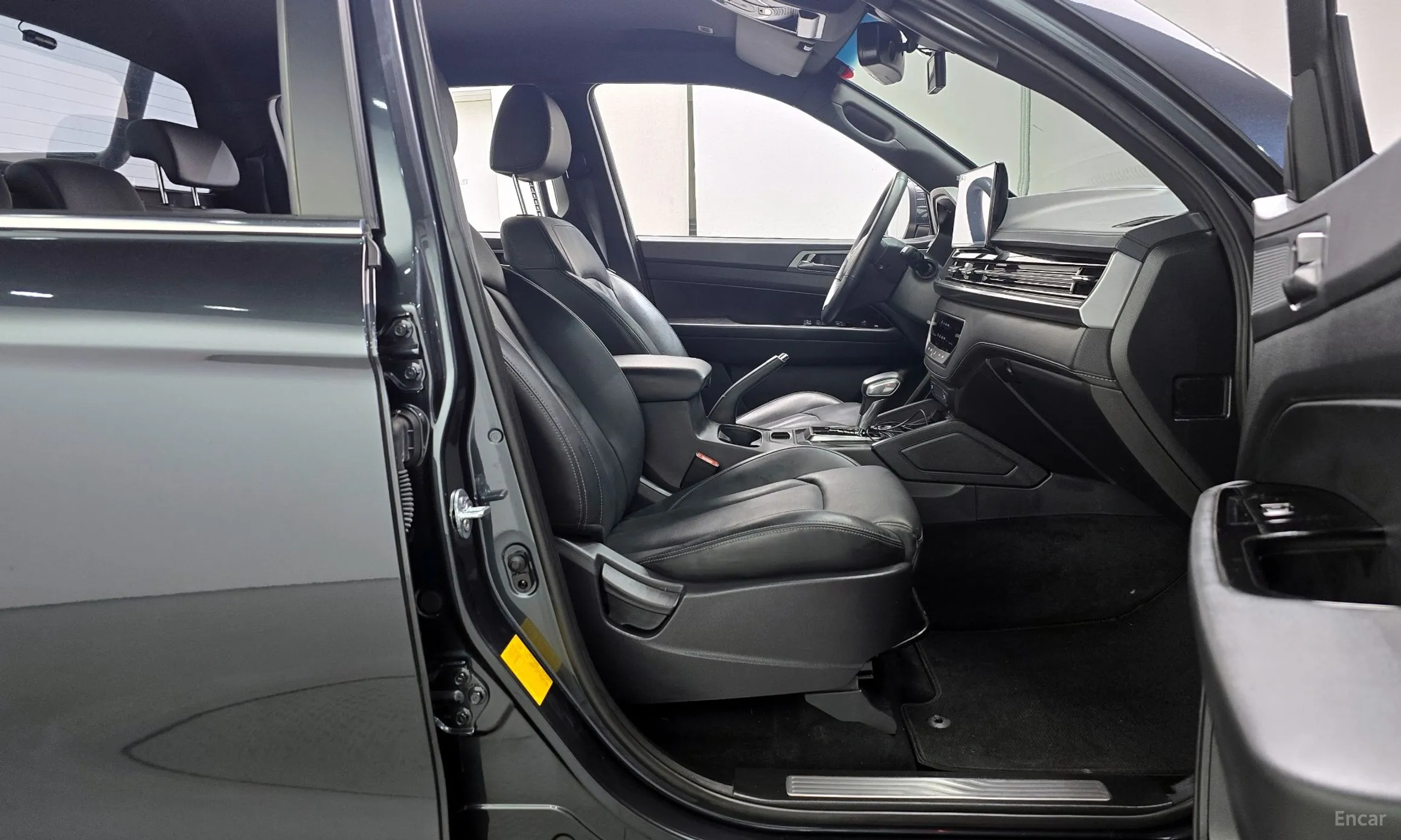 KG Mobility (SsangYong) Rexton Sports превью 10