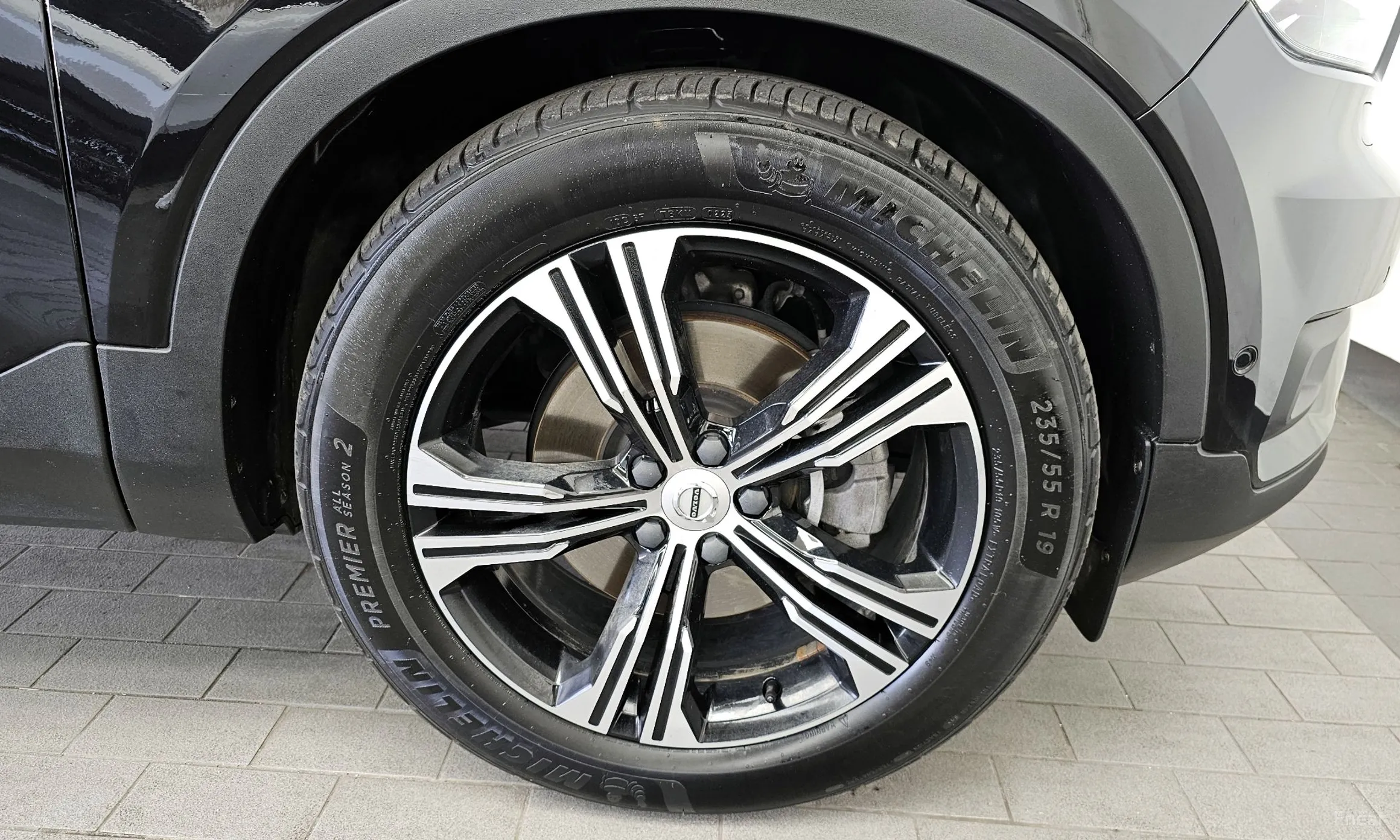 Volvo XC40 превью 5