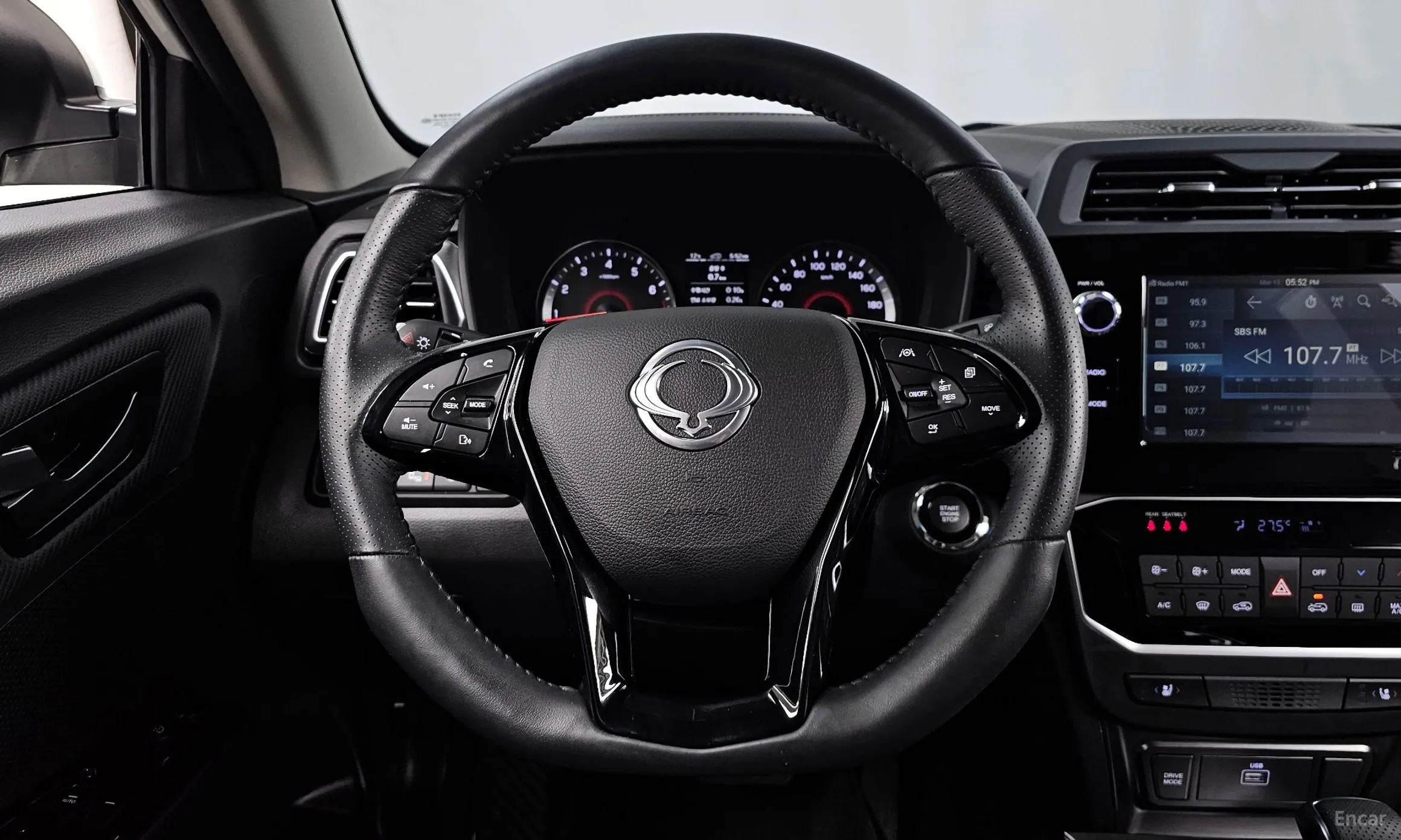 KG Mobility (SsangYong) Tivoli превью 13