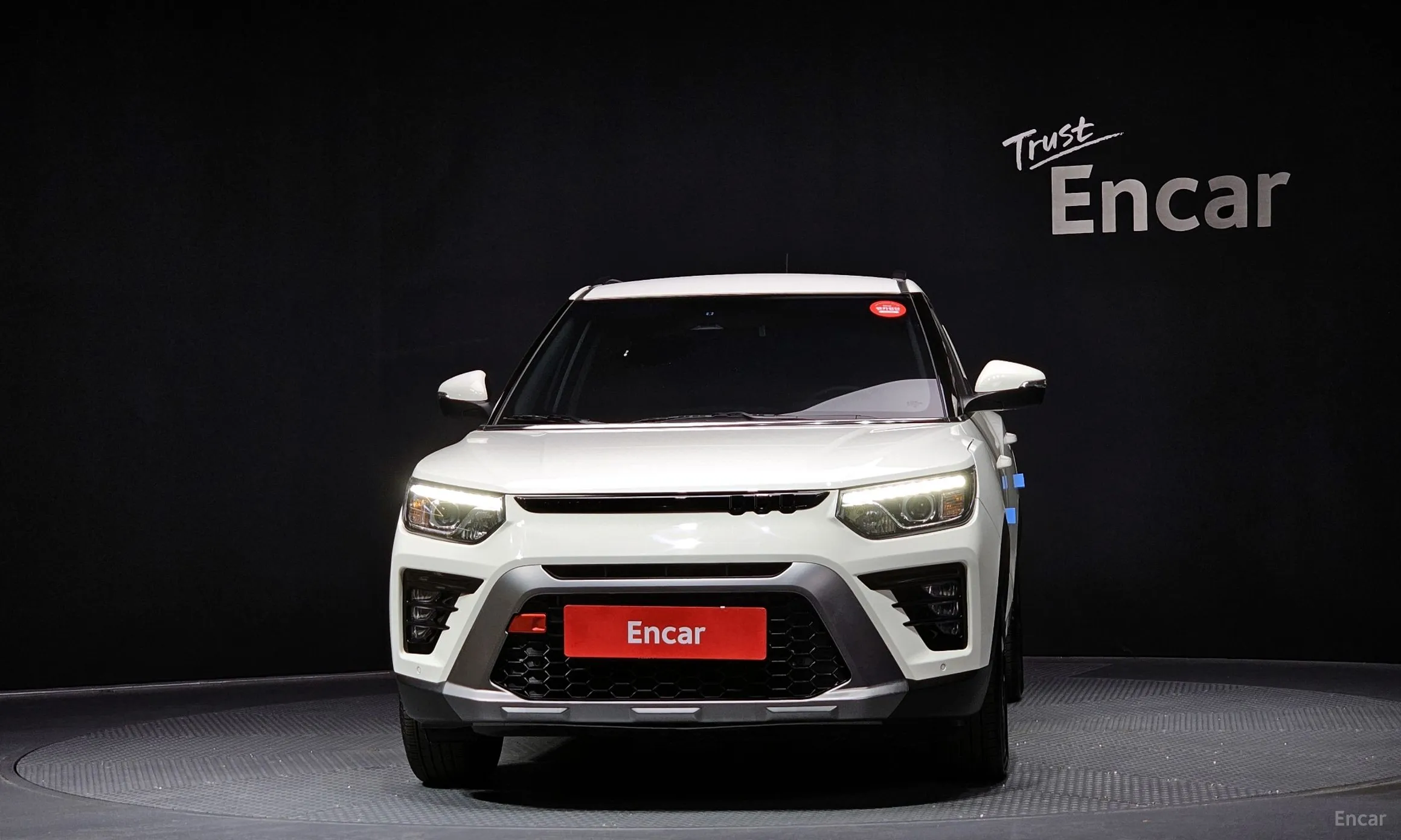 KG Mobility (SsangYong) Tivoli превью 3